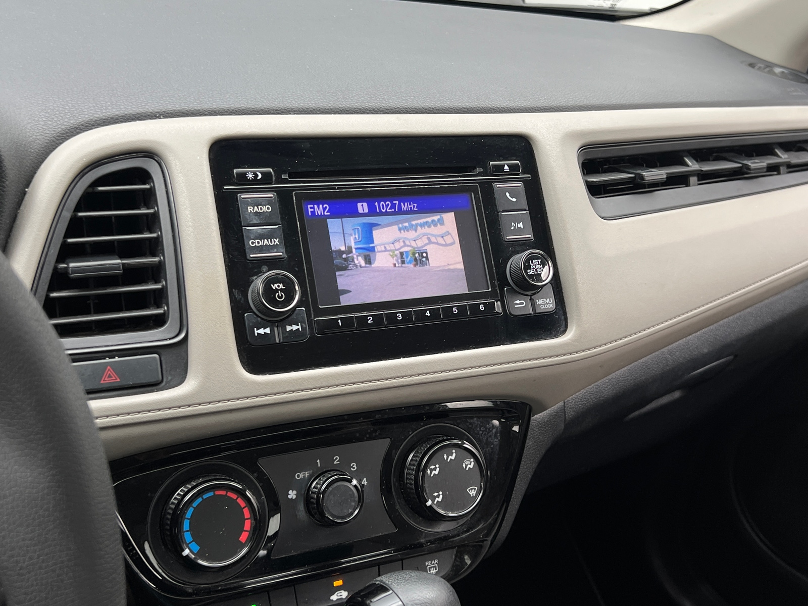 Thumbnail: 2017 Honda HR-V - 4