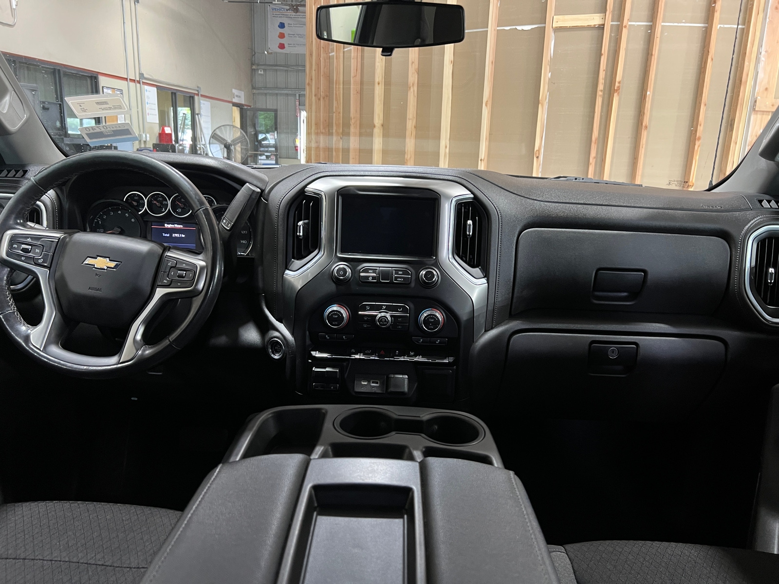 Thumbnail: 2021 Chevrolet Silverado 1500 - 3