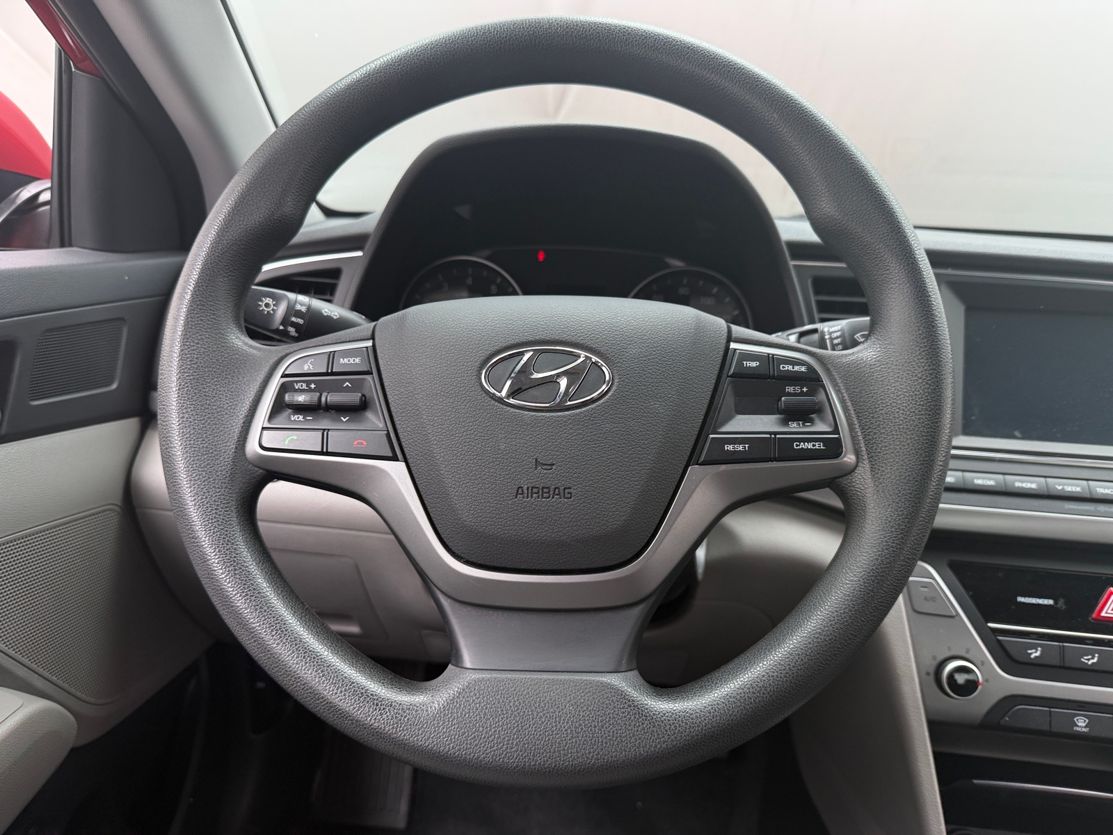 Thumbnail: 2017 Hyundai Elantra - 5