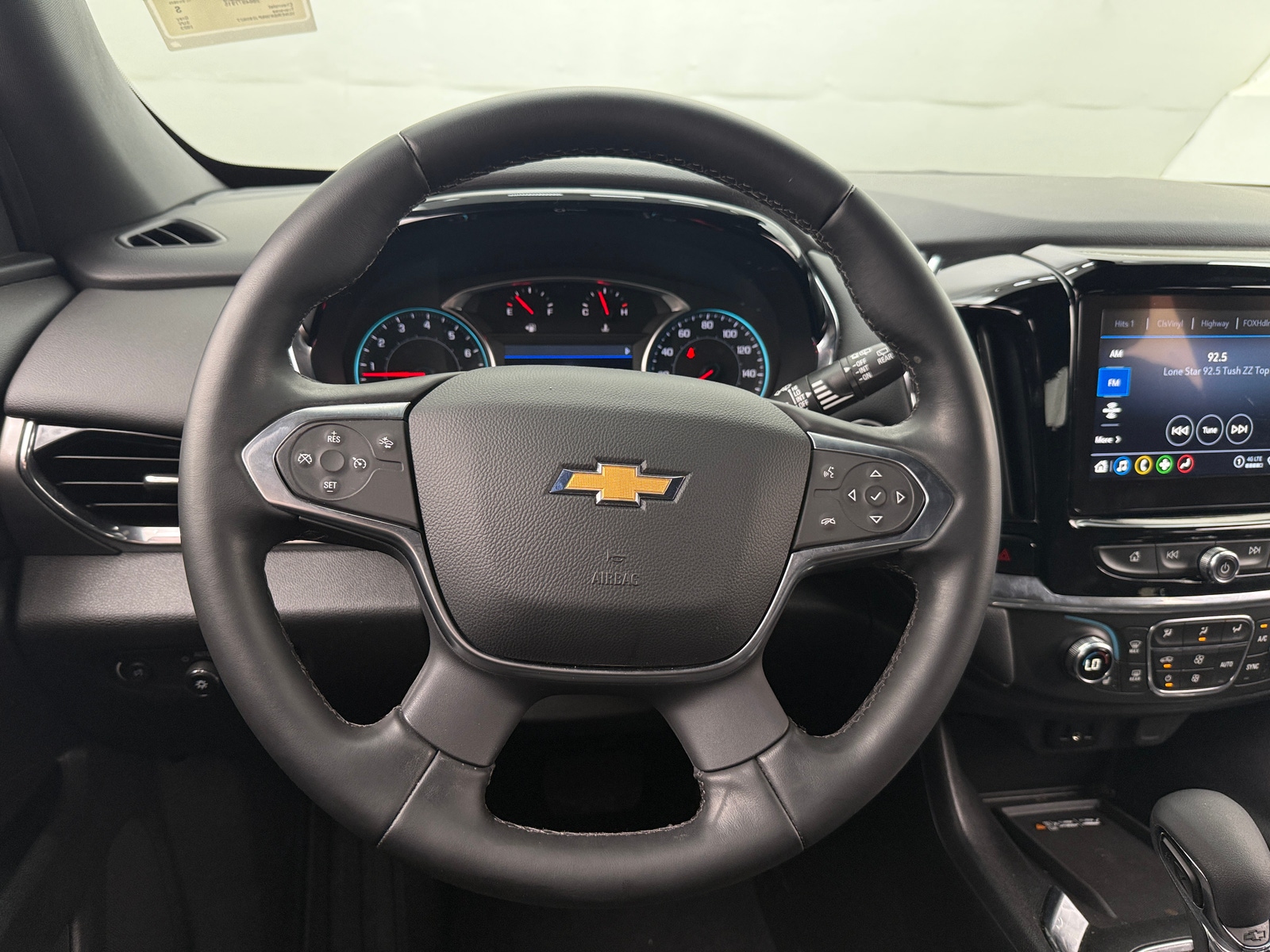 Thumbnail: 2023 Chevrolet Traverse - 5