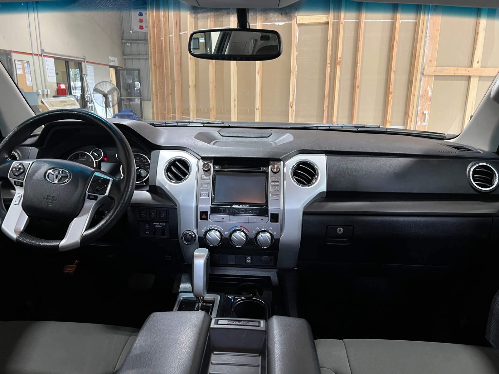 Thumbnail: 2017 Toyota Tundra - 3