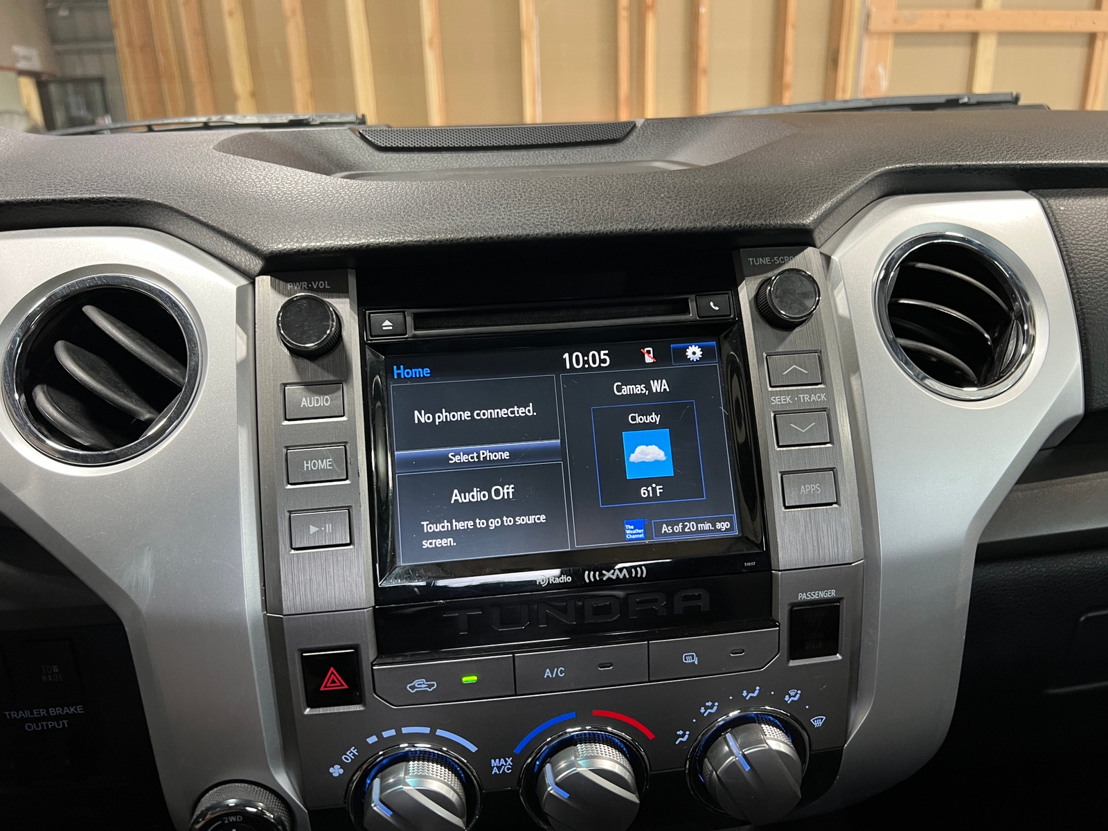 Thumbnail: 2017 Toyota Tundra - 4