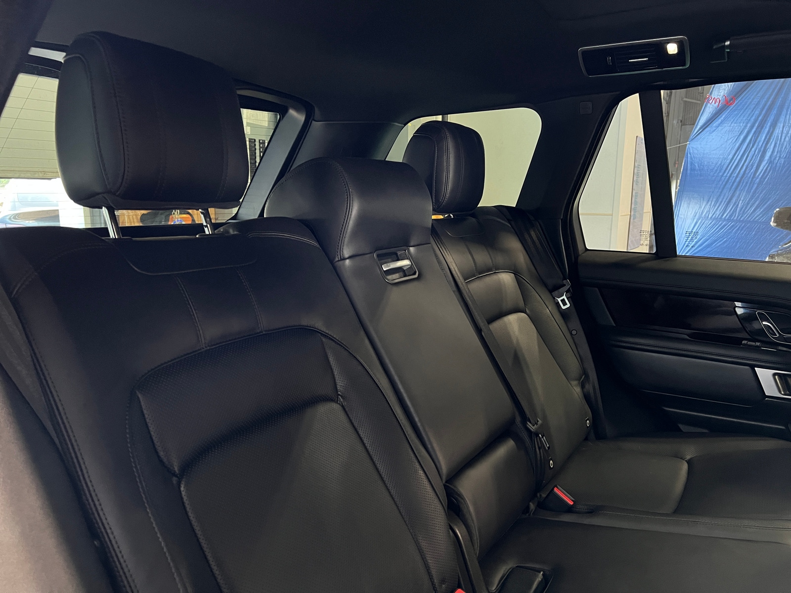 Thumbnail: 2020 Land Rover Range Rover - 5