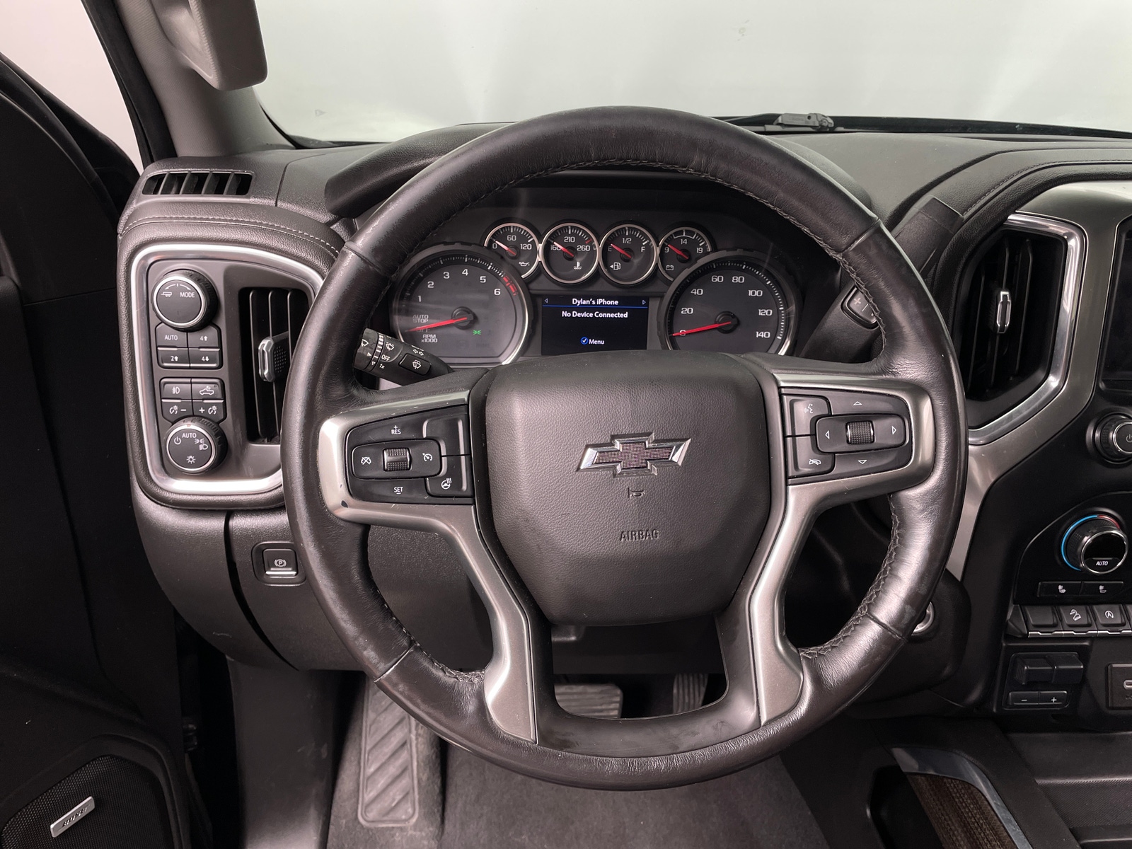 Thumbnail: 2020 Chevrolet Silverado 1500 - 4