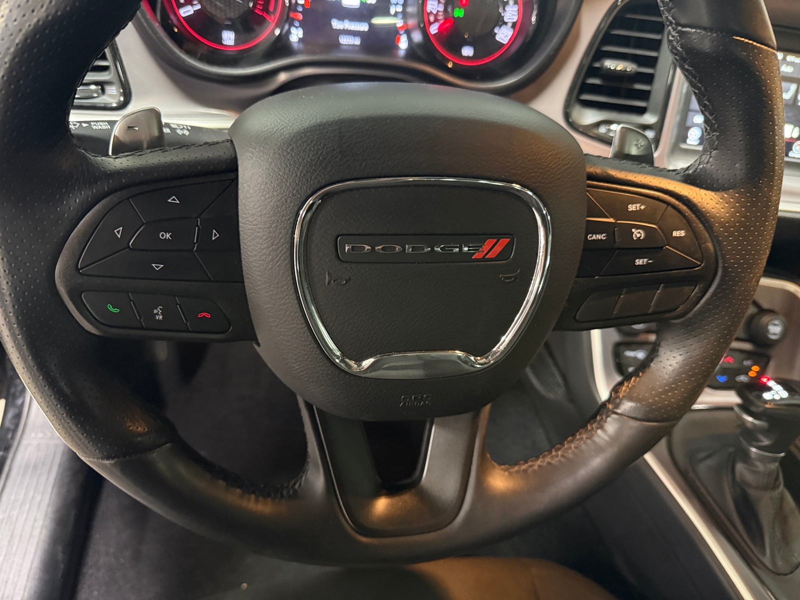 Thumbnail: 2022 Dodge Challenger - 4