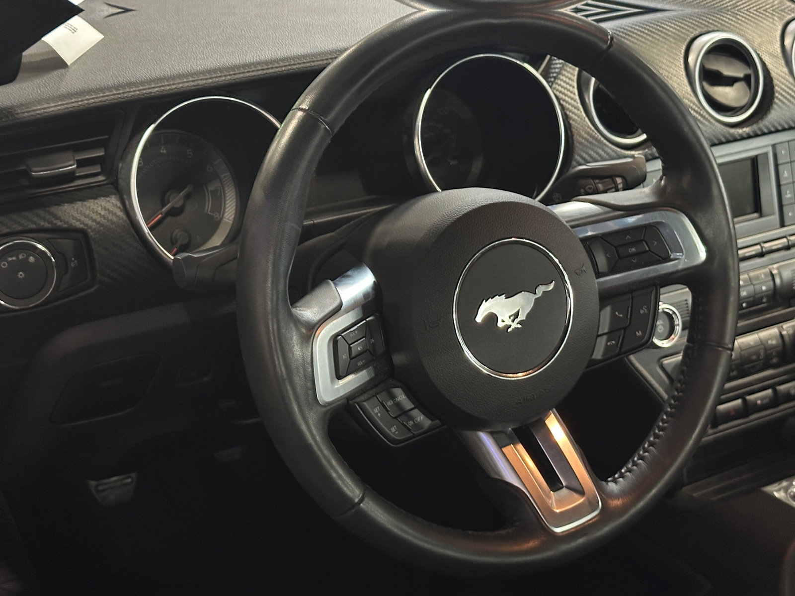 Thumbnail: 2018 Ford Mustang - 4