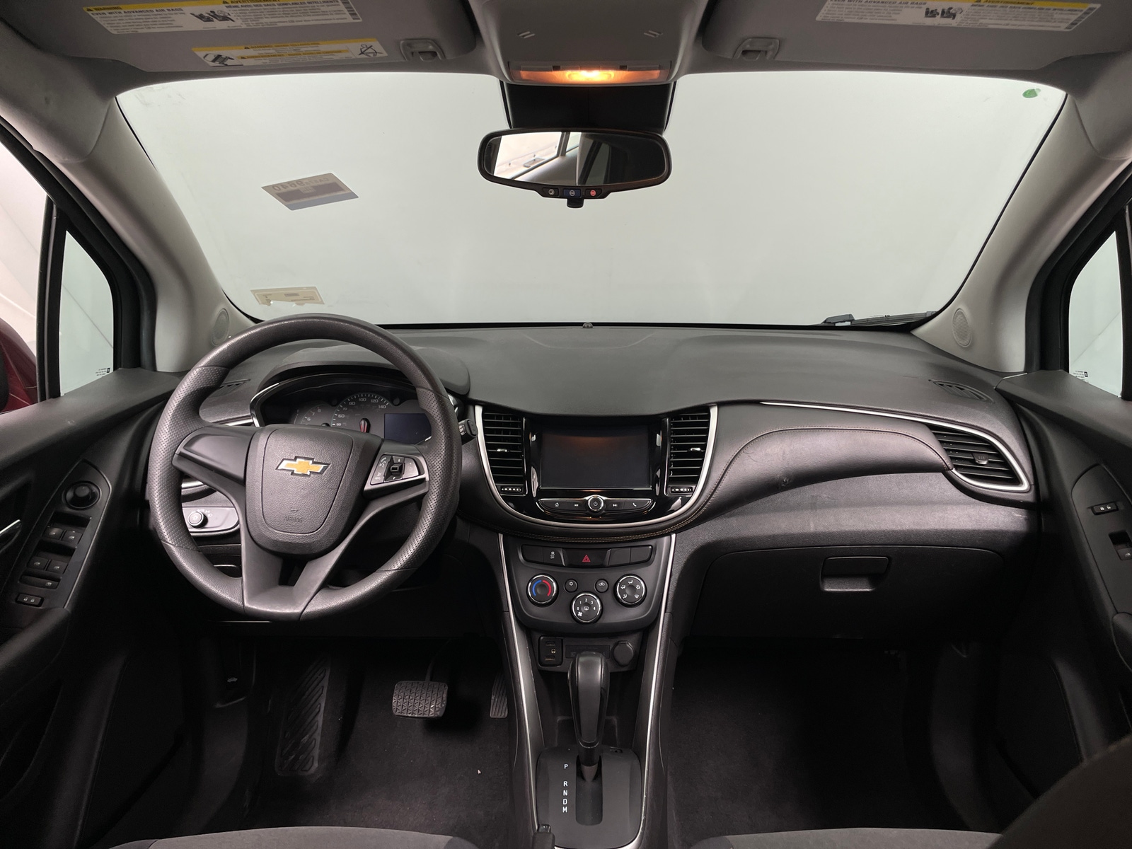 Thumbnail: 2017 Chevrolet Trax - 3