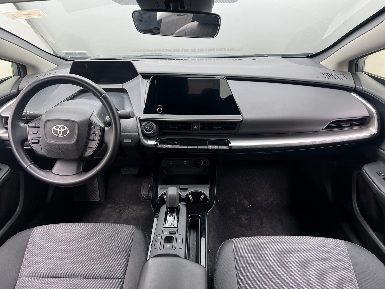 Thumbnail: 2024 Toyota Prius - 3