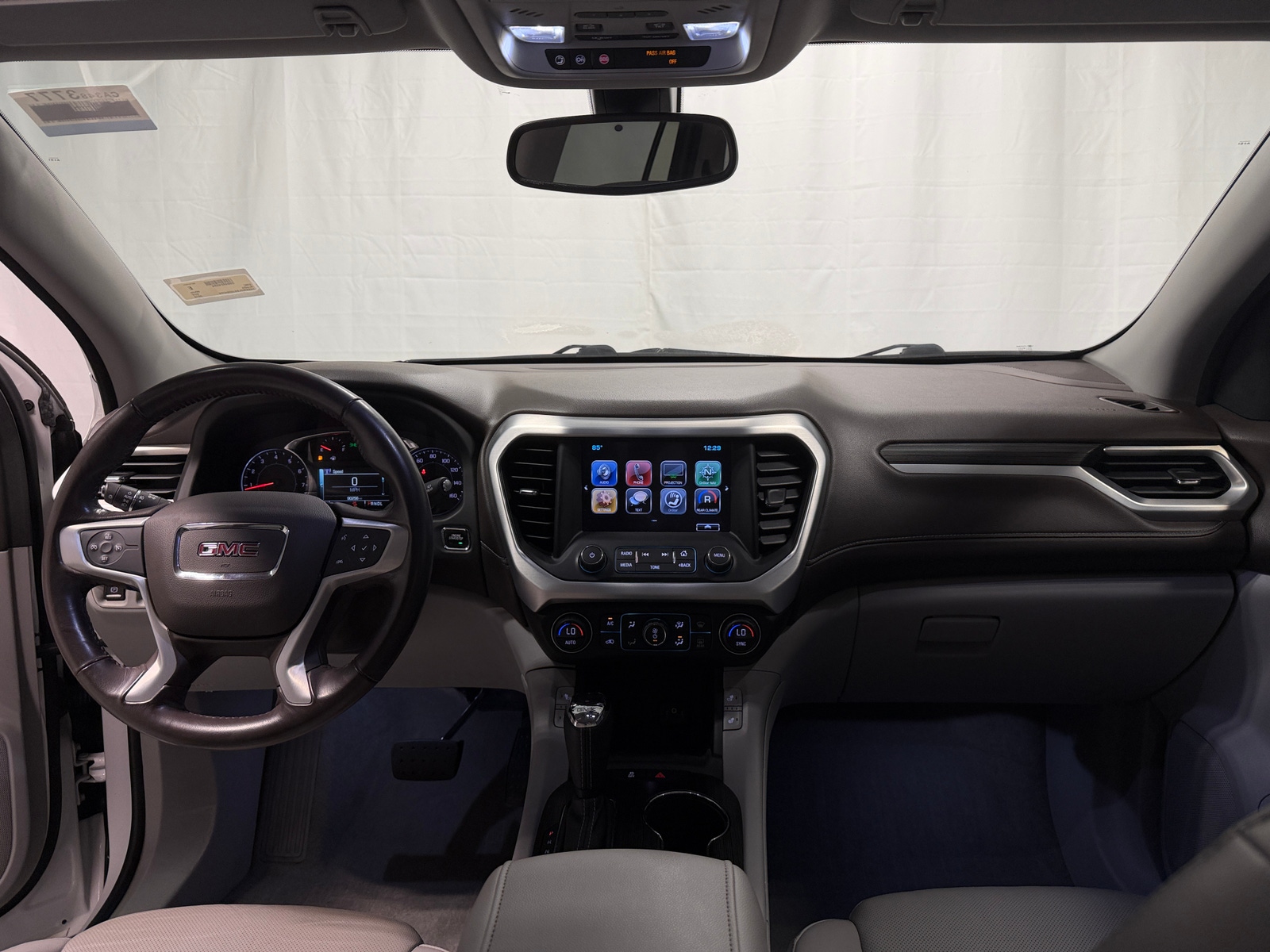 Thumbnail: 2018 GMC Acadia - 2
