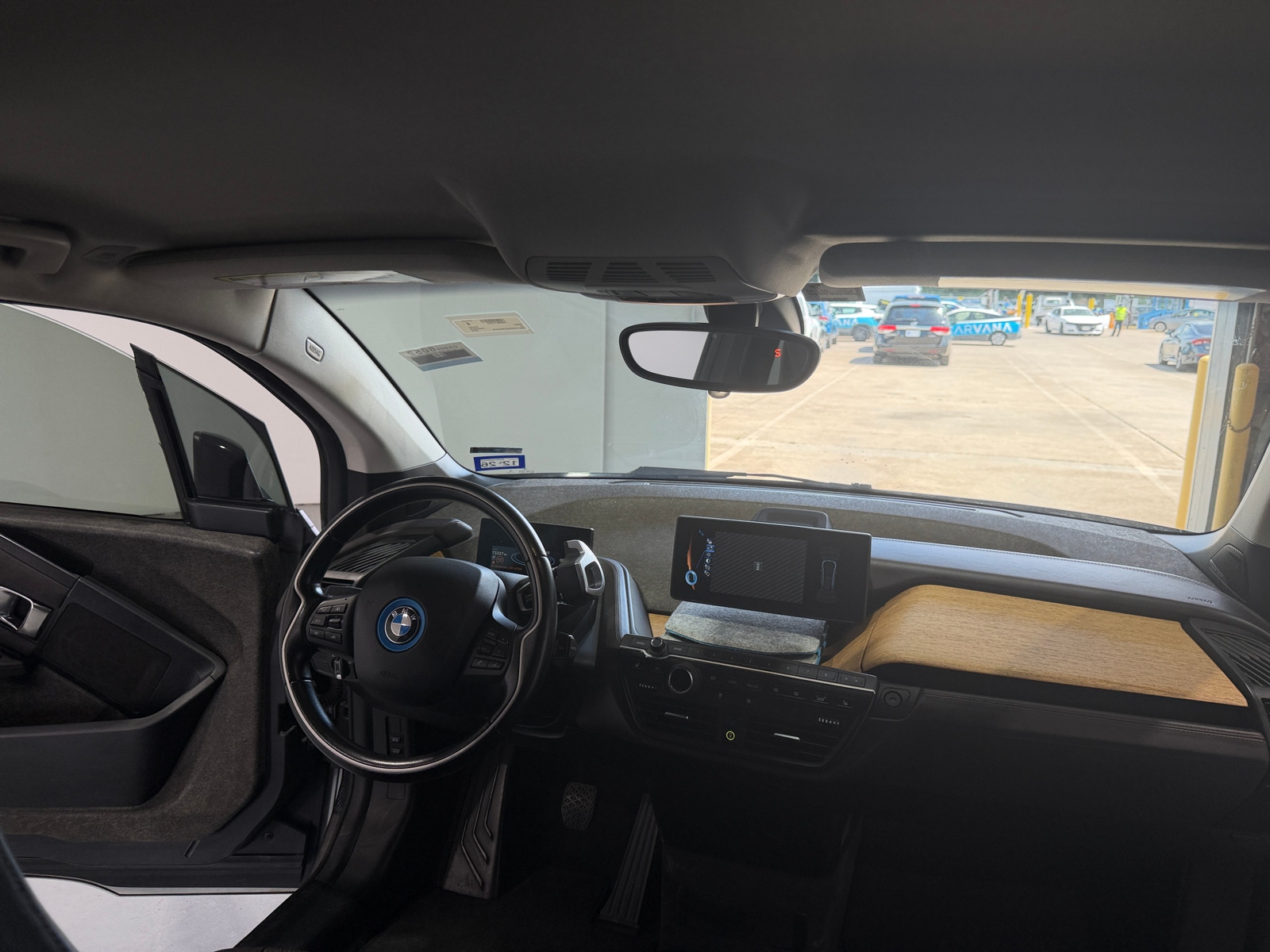 Thumbnail: 2015 BMW i3 - 2