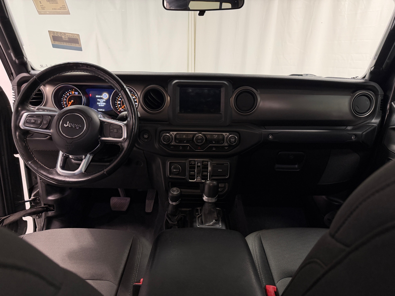 Thumbnail: 2020 Jeep Gladiator - 3