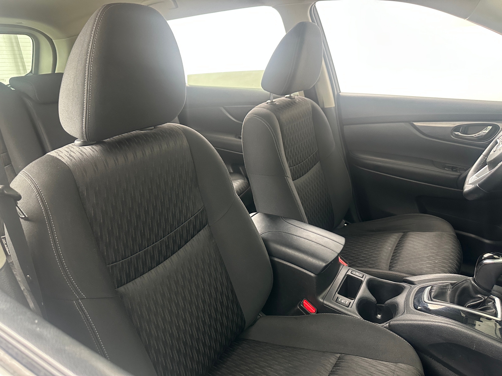 Thumbnail: 2018 Nissan Rogue - 2