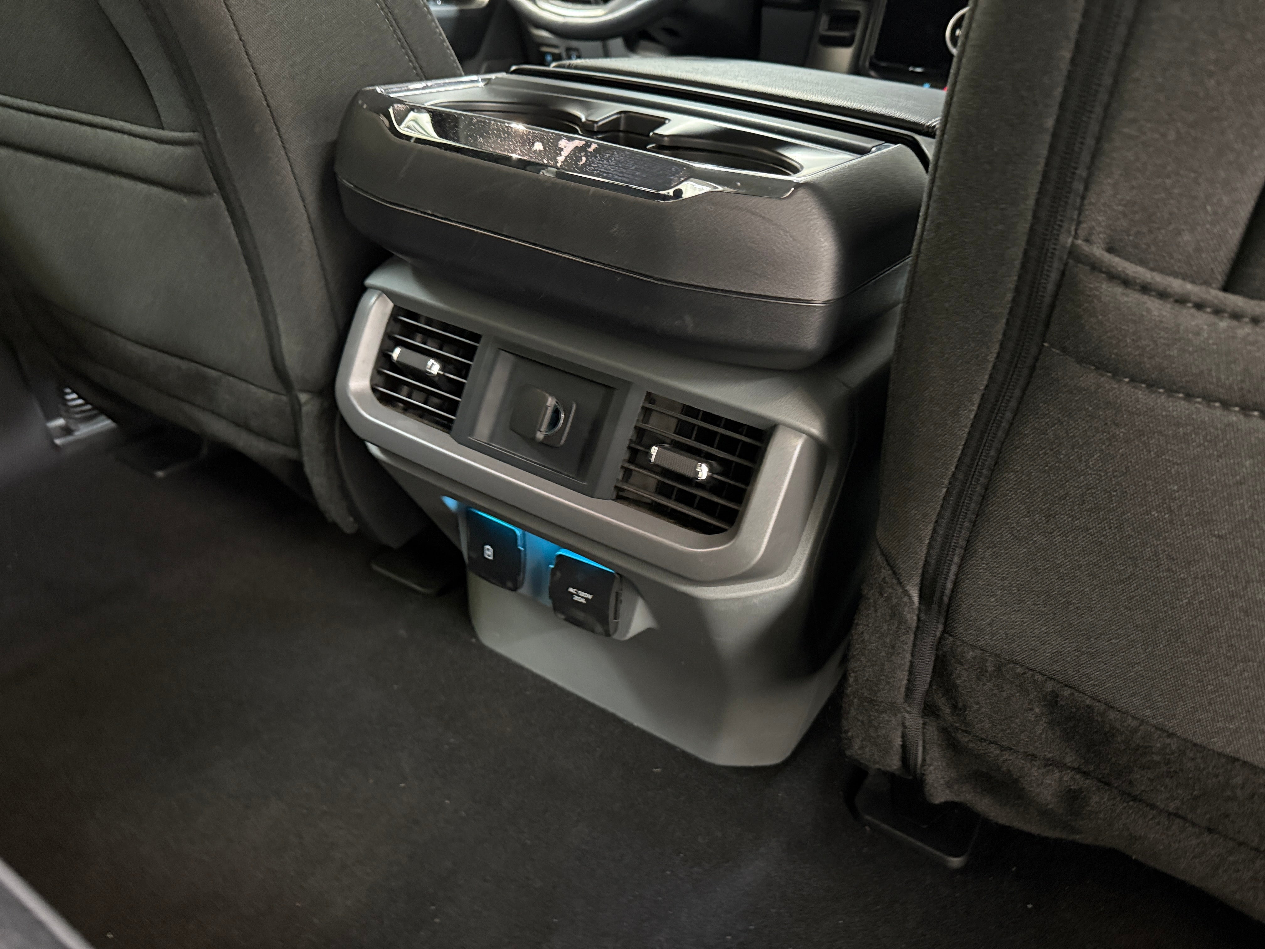 Used 2024 Ford F-150 Lightning Flash with VIN 1FT6W3L77RWG16579 for sale in Oak Creek, WI