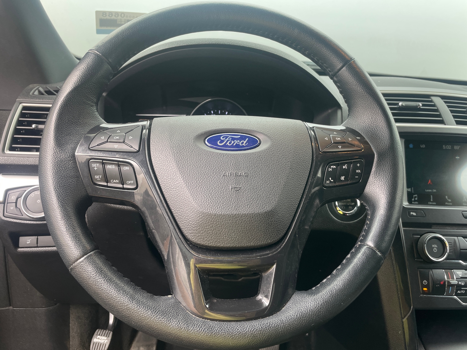 Thumbnail: 2017 Ford Explorer - 5
