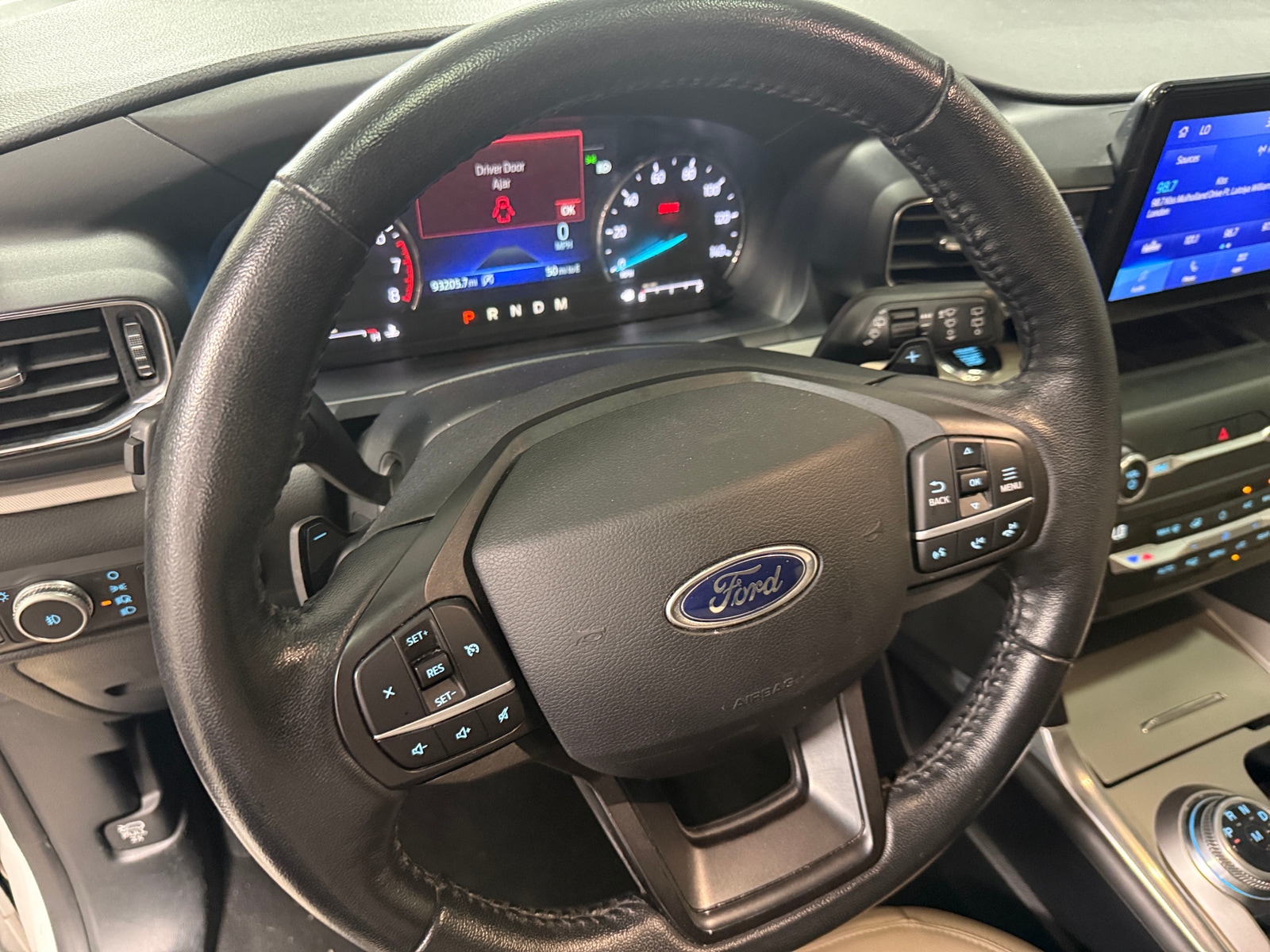 Thumbnail: 2020 Ford Explorer - 5