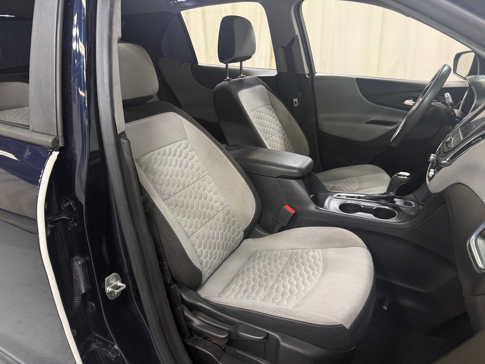 Thumbnail: 2020 Chevrolet Equinox - 2