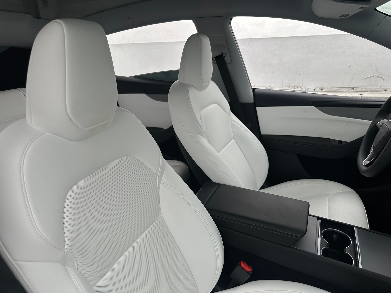 Thumbnail: 2026 Tesla Model Y - 2