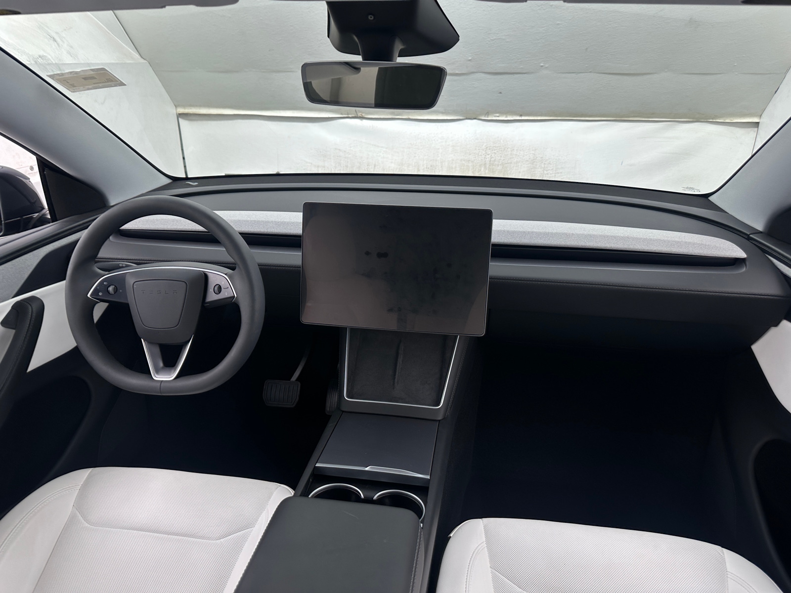 Thumbnail: 2026 Tesla Model Y - 3