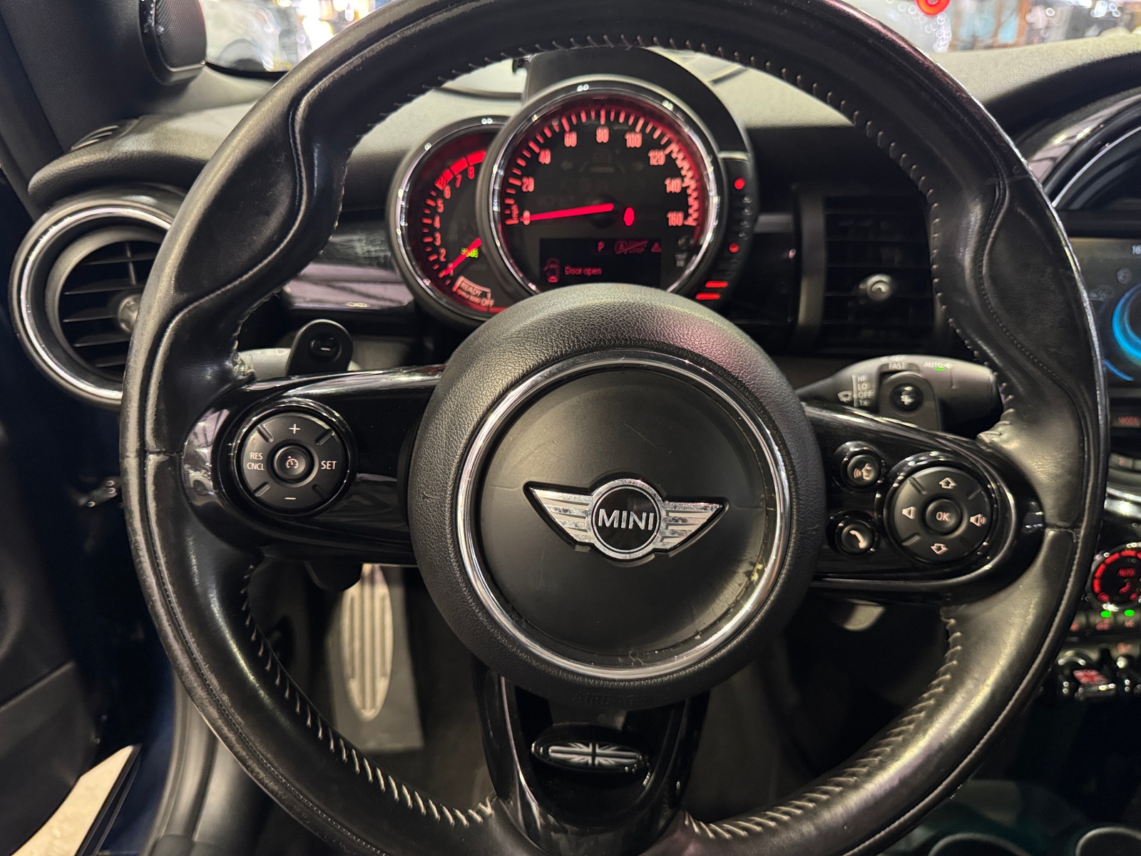 Thumbnail: 2017 MINI Cooper Convertible - 5