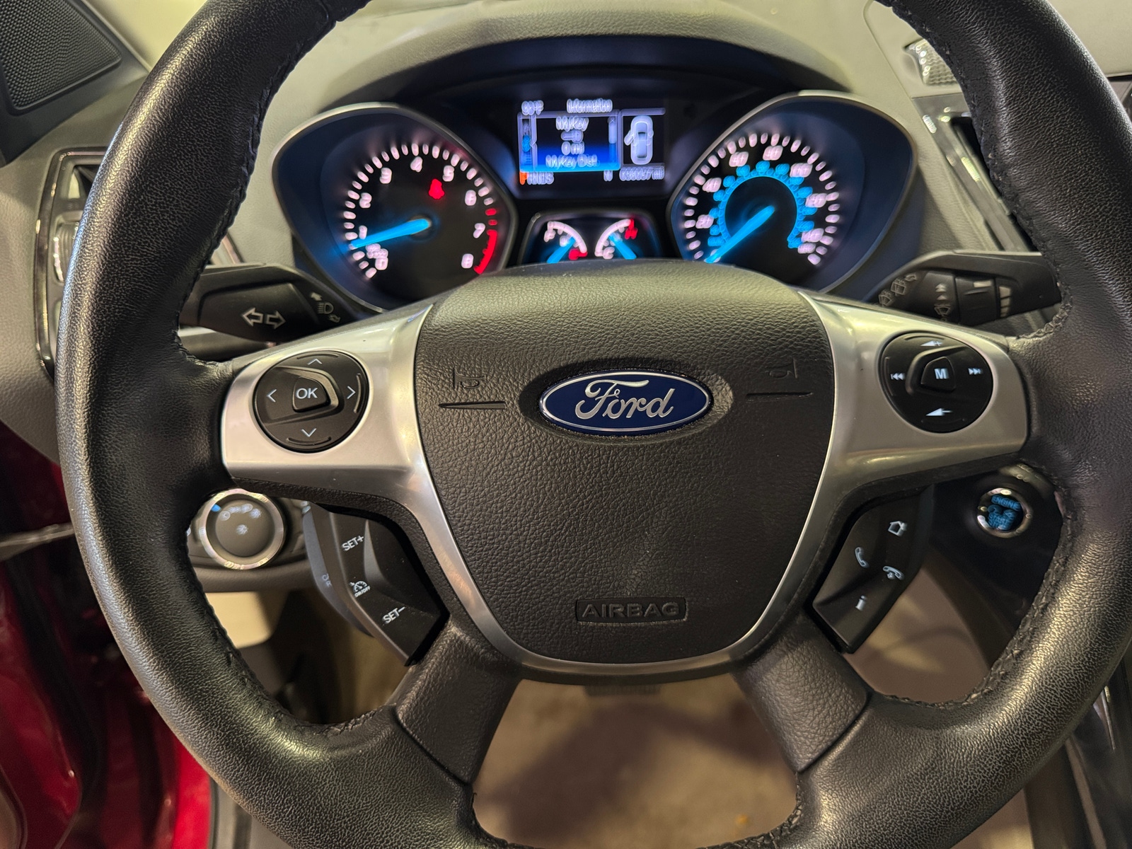 Thumbnail: 2014 Ford Escape - 4