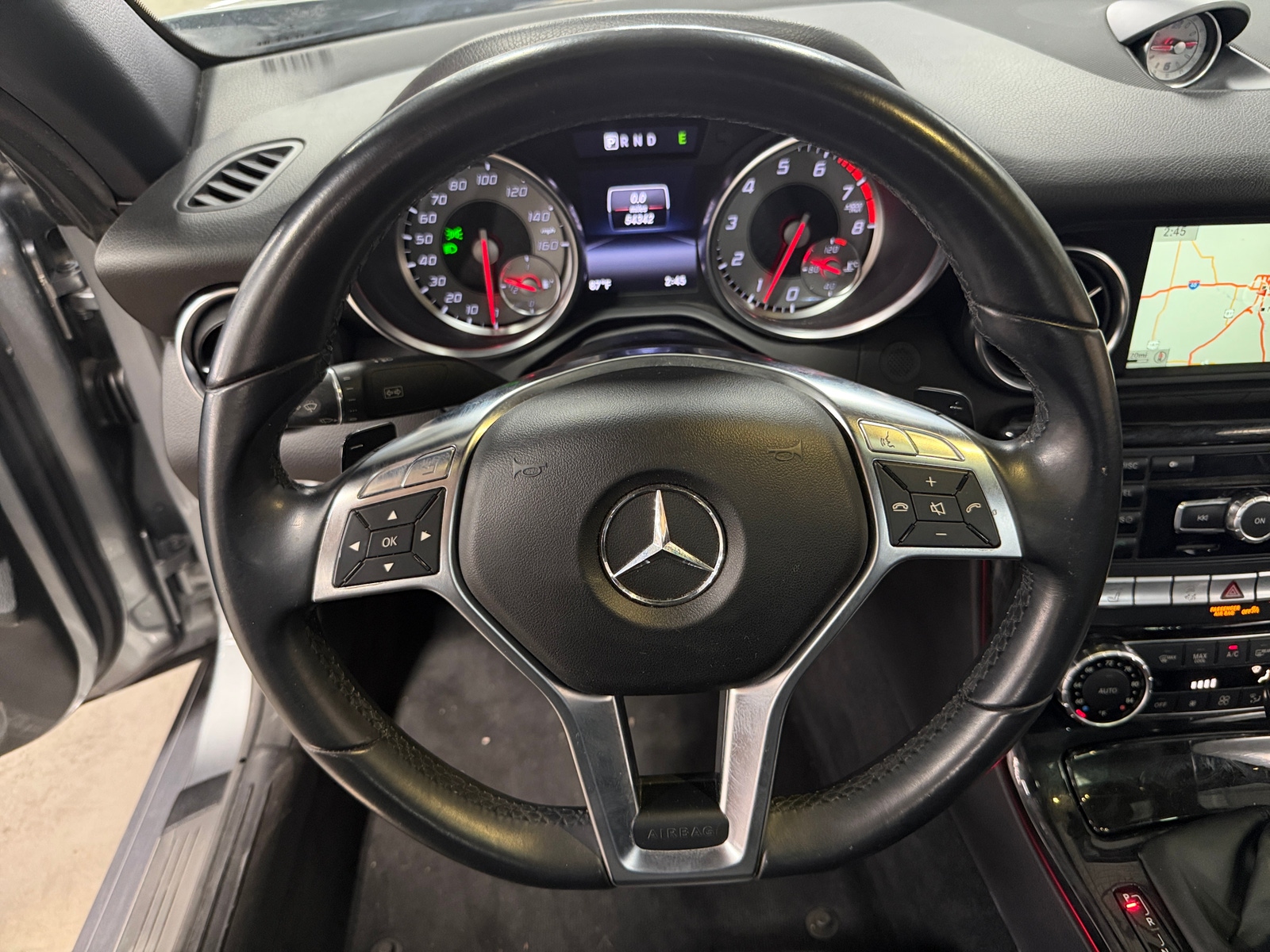 Thumbnail: 2014 Mercedes-Benz SLK - 4