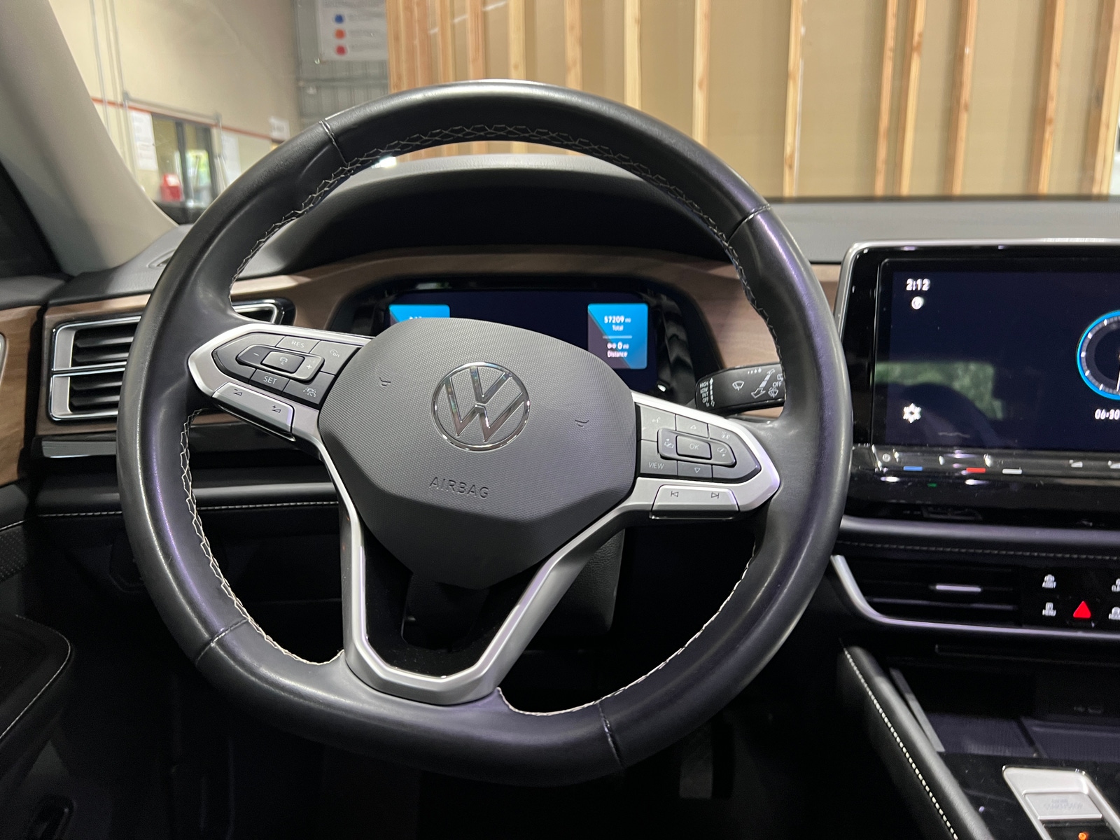 Thumbnail: 2024 Volkswagen Atlas - 4