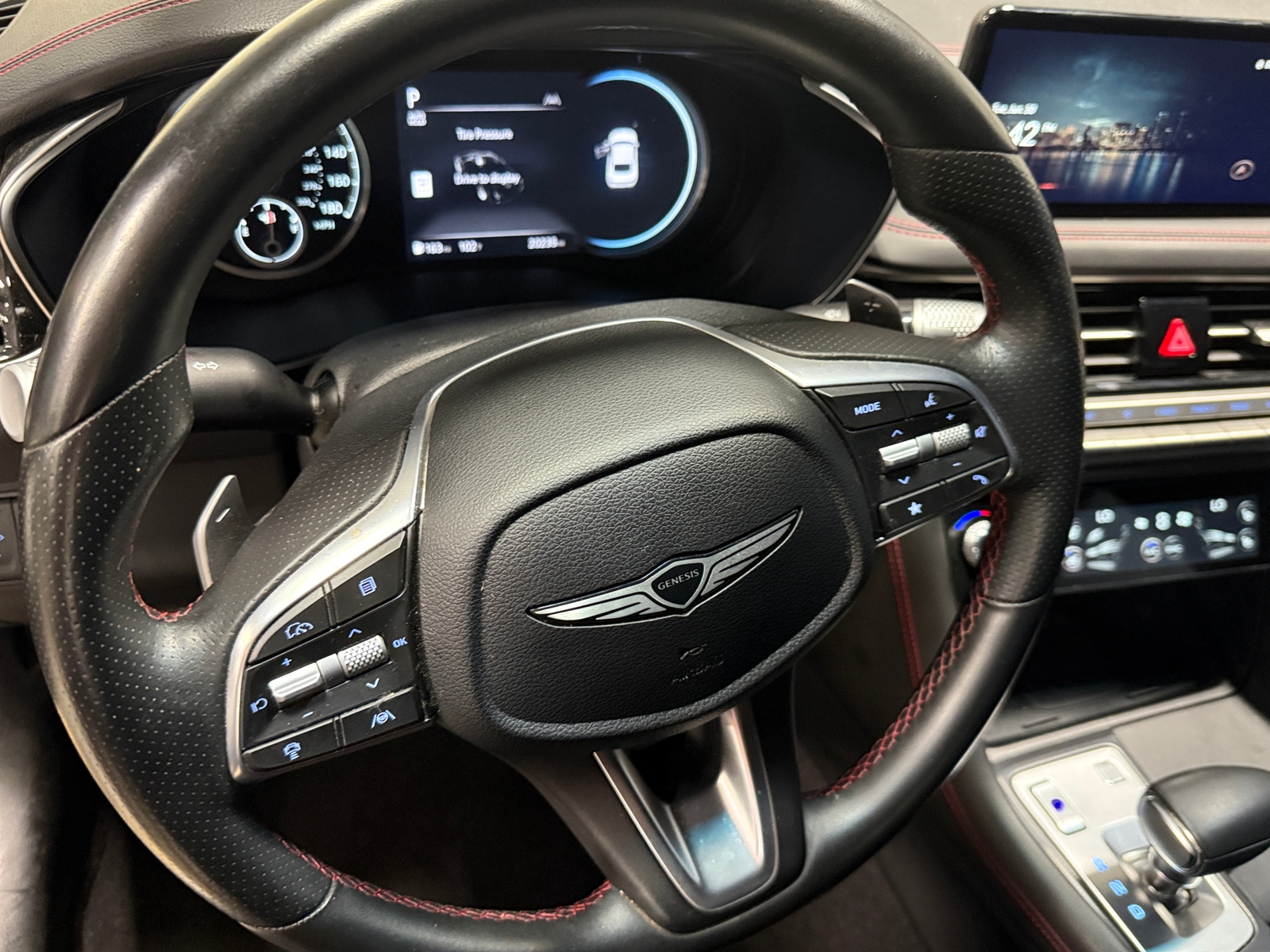 Thumbnail: 2025 Genesis G70 - 4