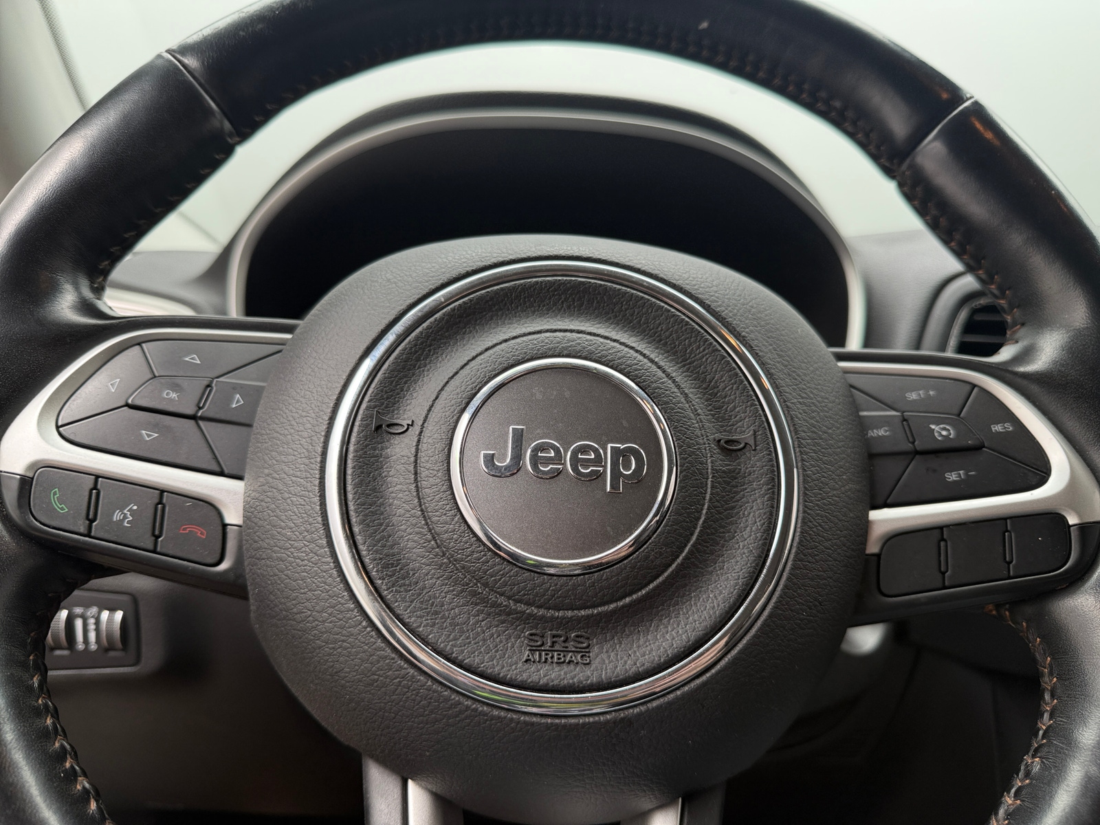 Thumbnail: 2020 Jeep Compass - 4