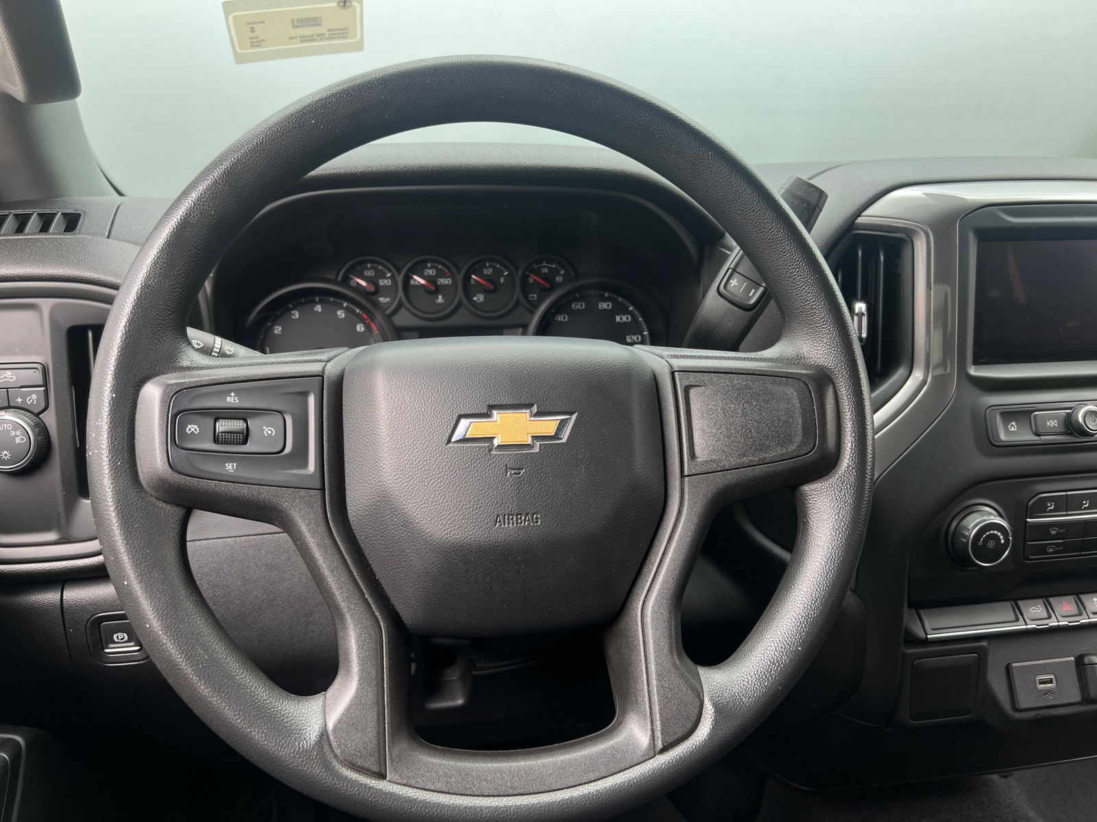 Thumbnail: 2020 Chevrolet Silverado 1500 - 5