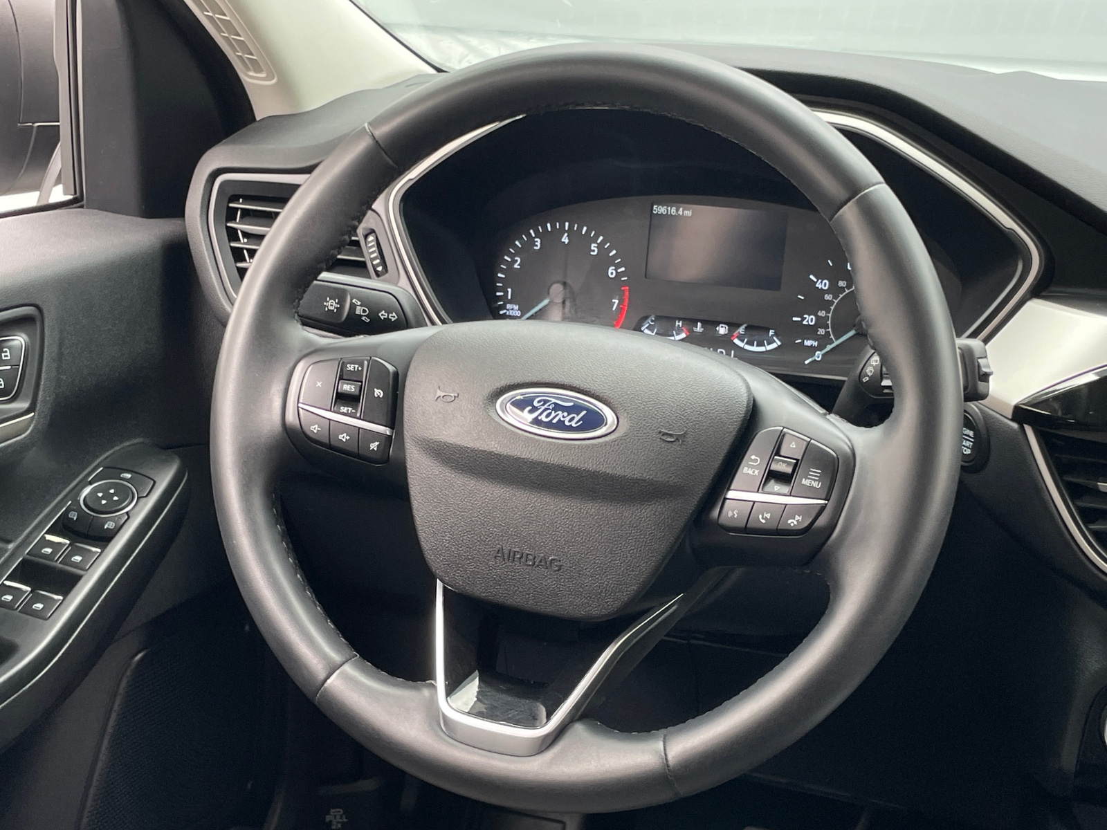 Thumbnail: 2022 Ford Escape - 5