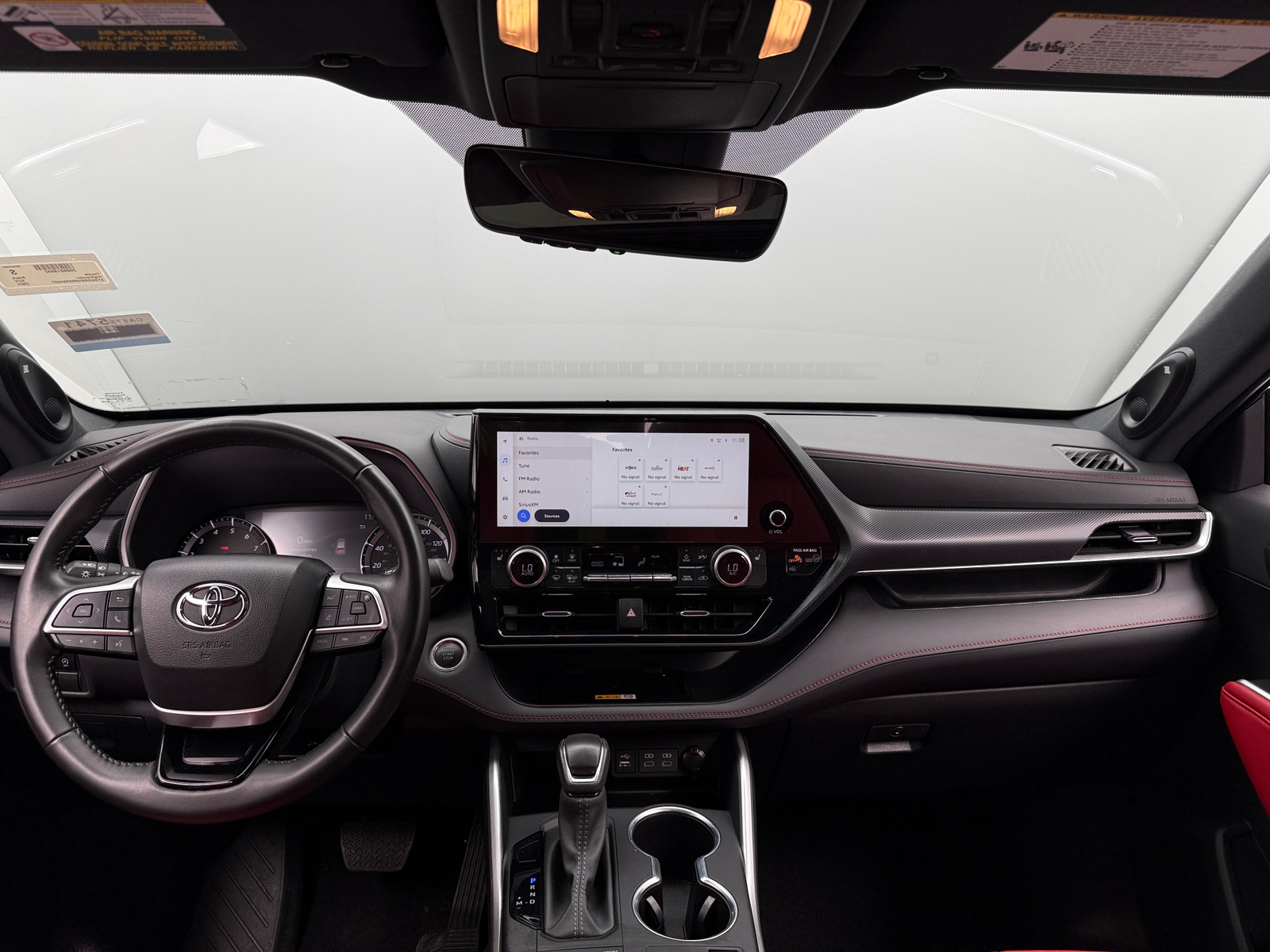 Thumbnail: 2024 Toyota Highlander - 2