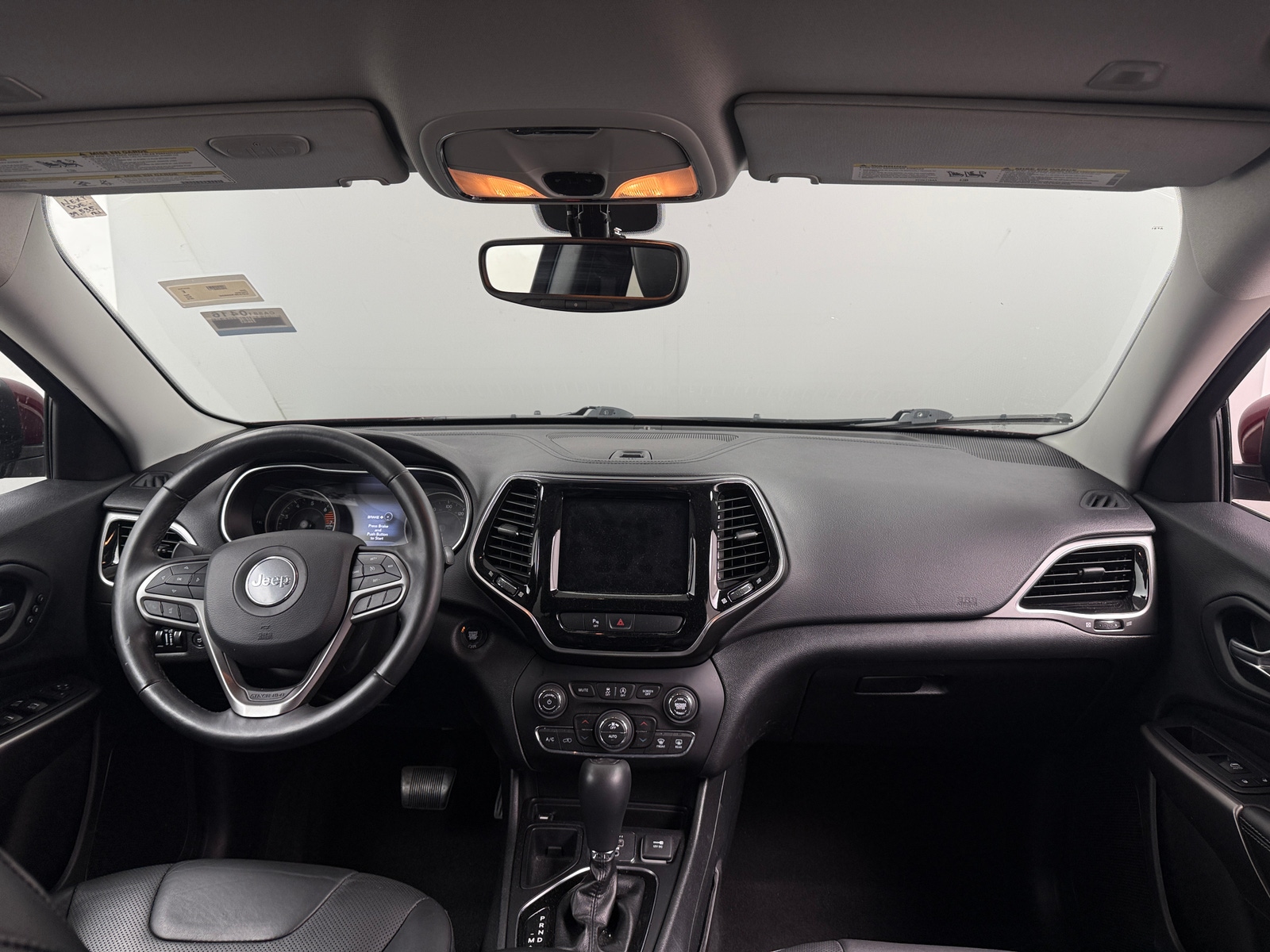 Thumbnail: 2019 Jeep Cherokee - 2