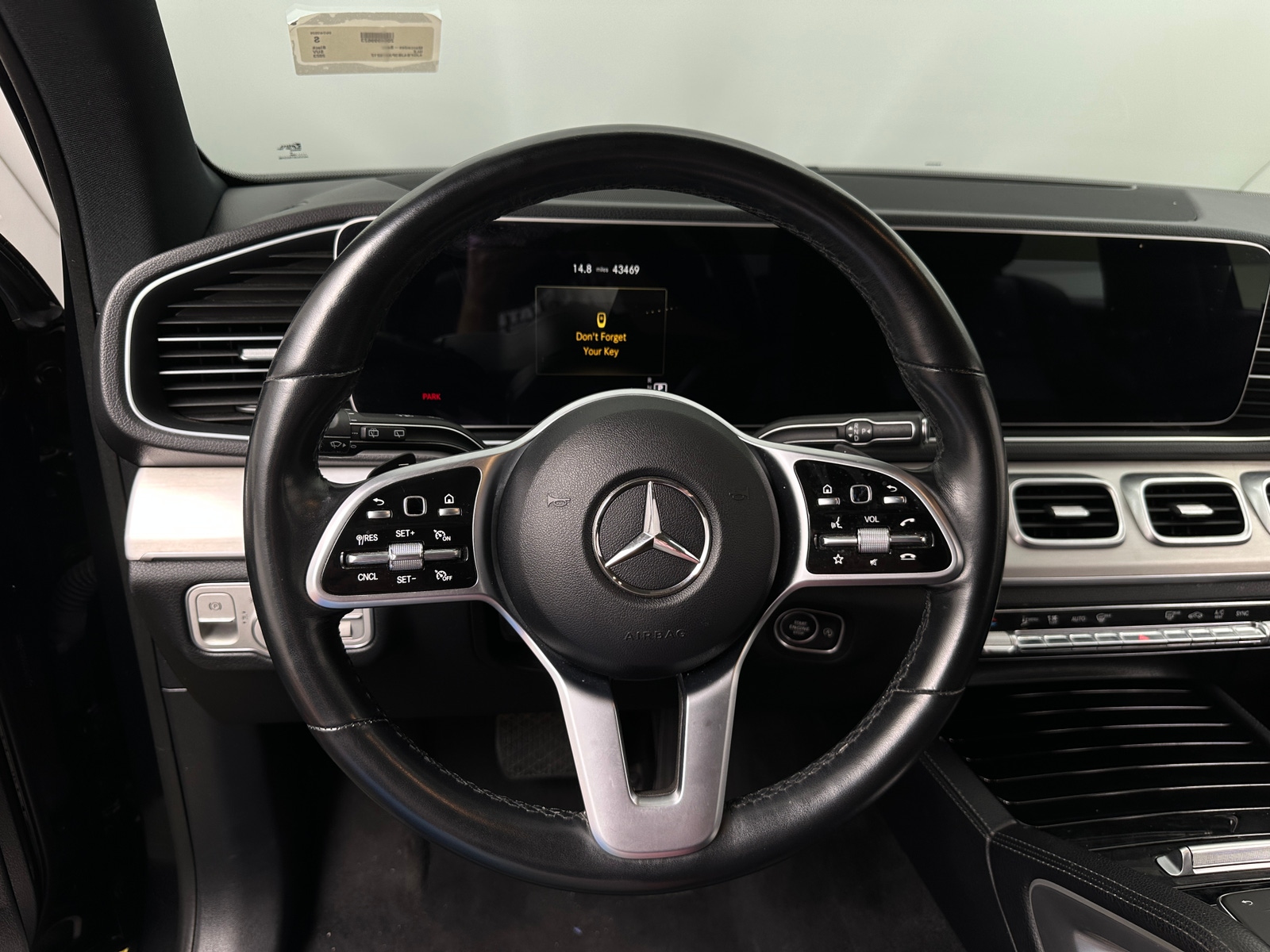 Thumbnail: 2023 Mercedes-Benz GLE - 4
