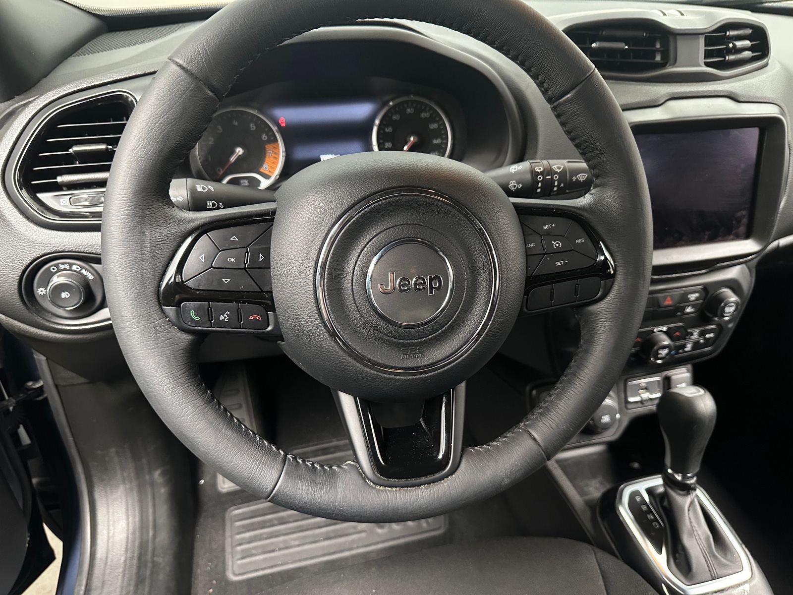 Thumbnail: 2022 Jeep Renegade - 5