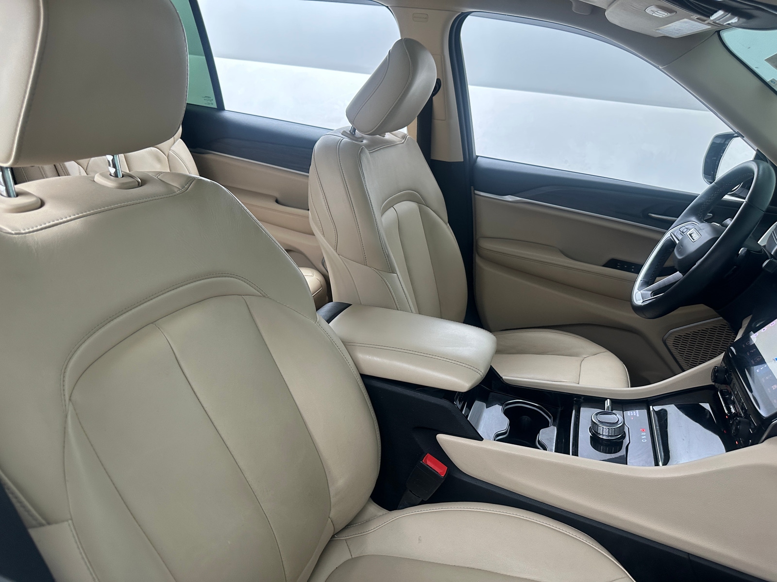 Thumbnail: 2021 Jeep Grand Cherokee L - 2