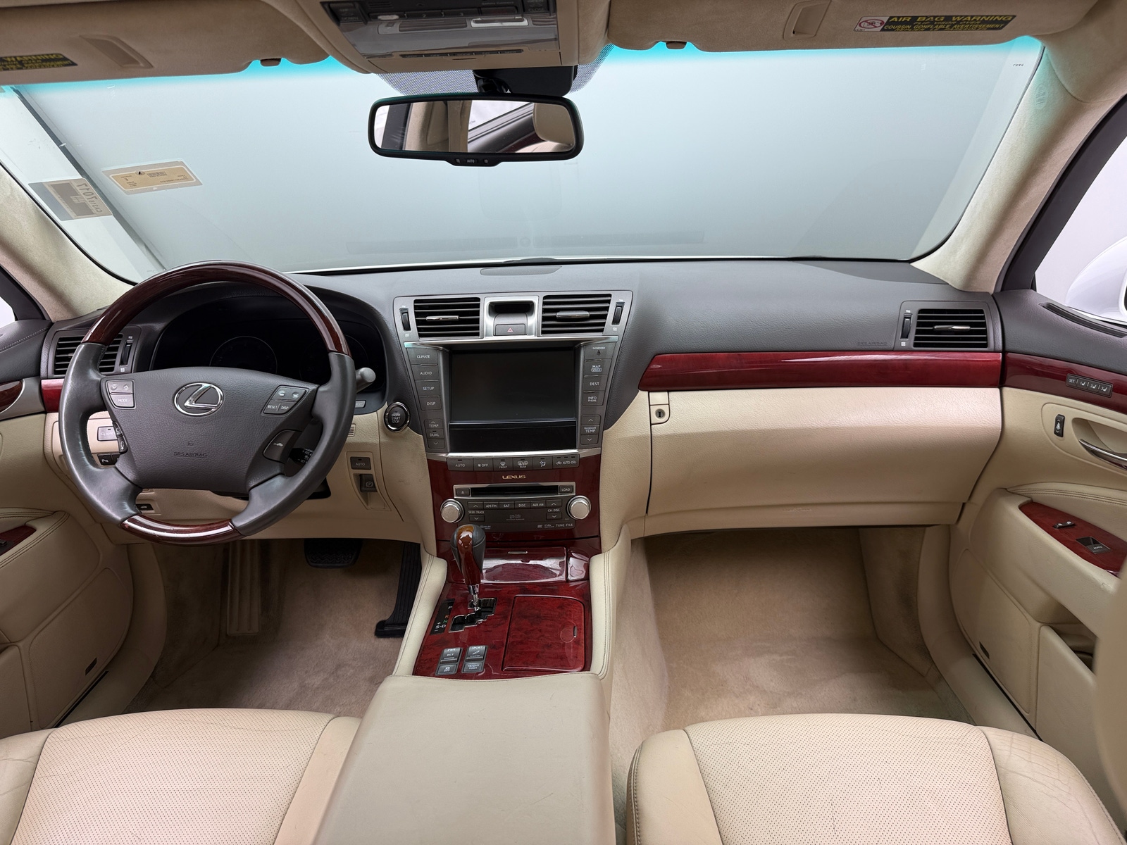 Thumbnail: 2011 Lexus LS - 2