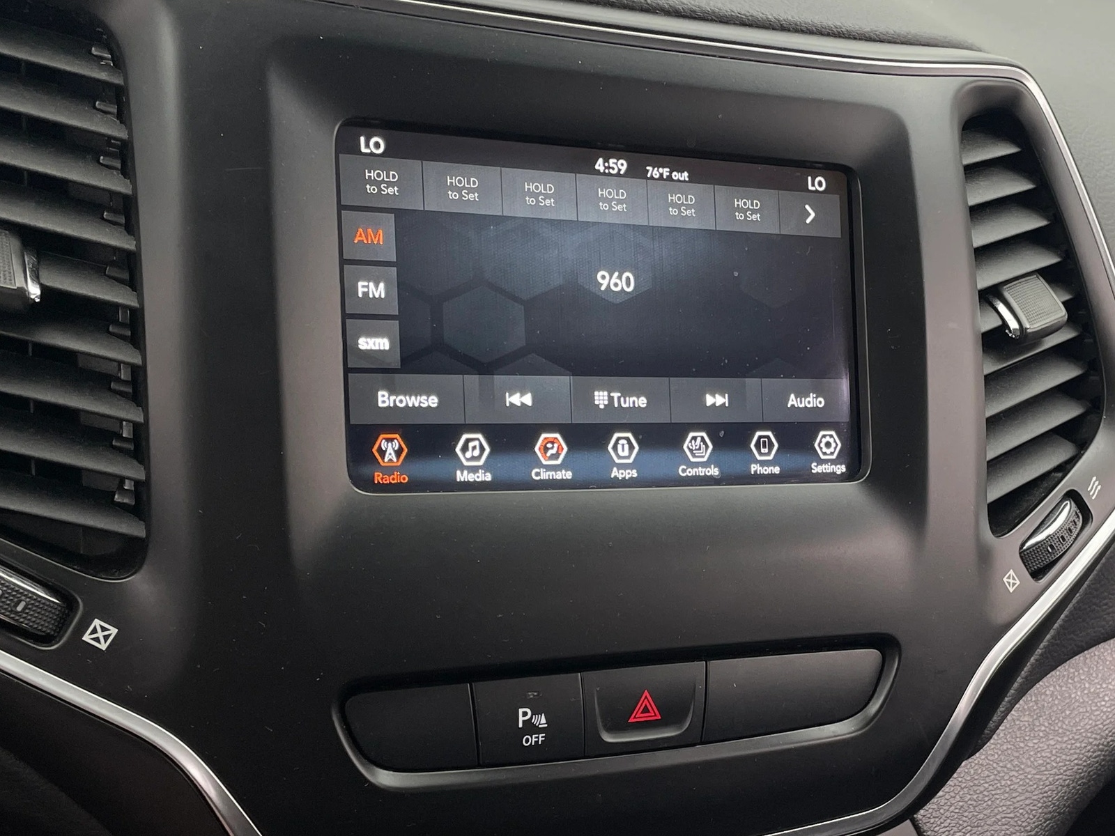 Thumbnail: 2019 Jeep Cherokee - 4