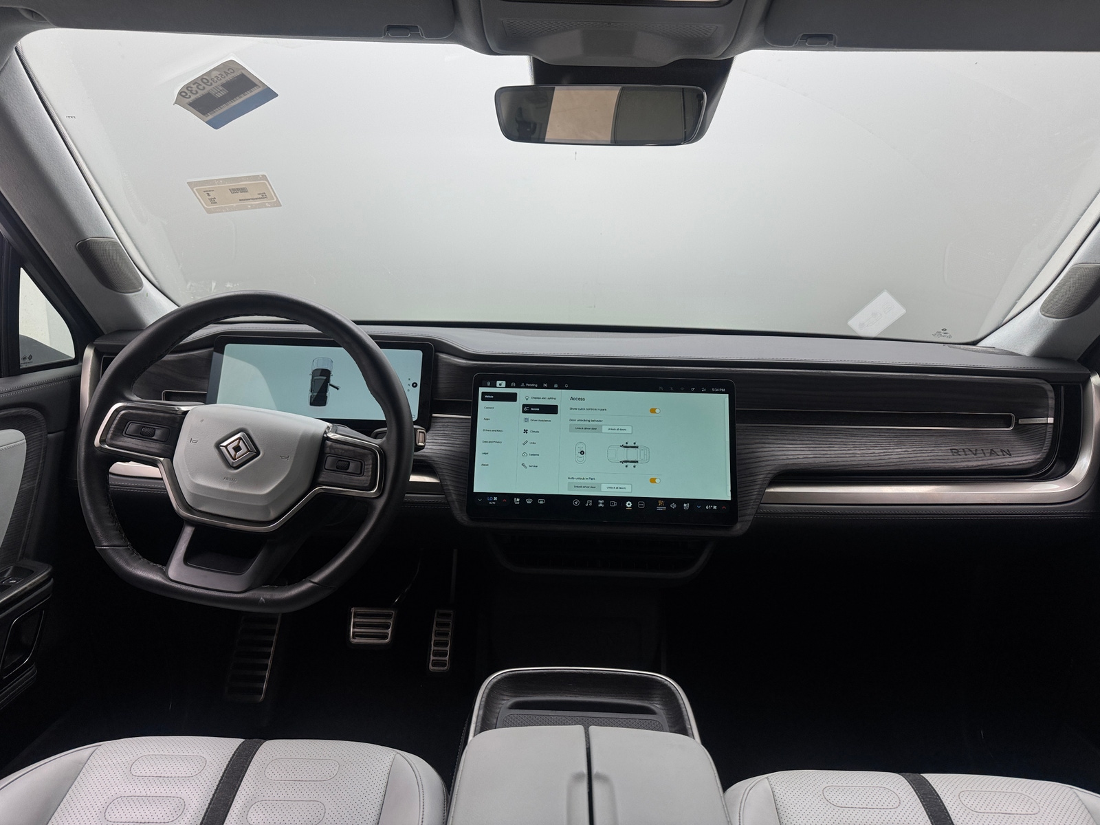 Thumbnail: 2023 Rivian R1S - 2