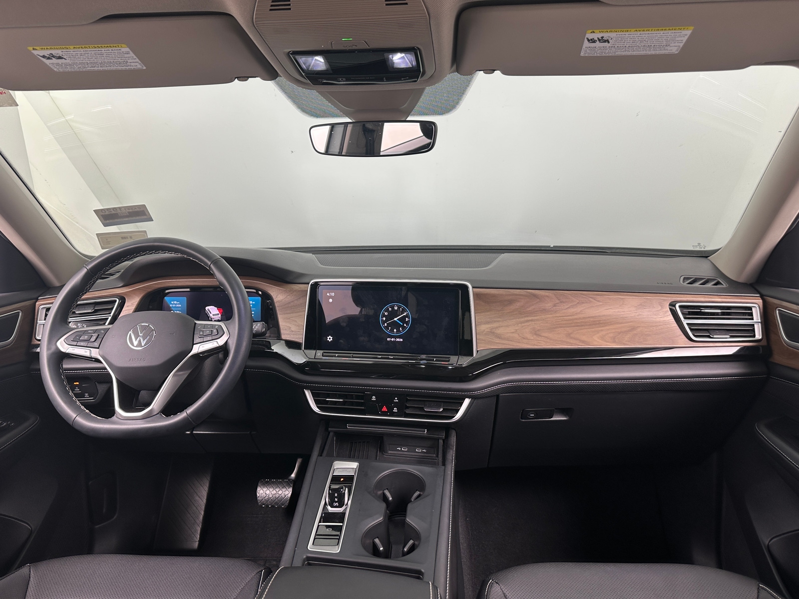 Thumbnail: 2025 Volkswagen Atlas - 2