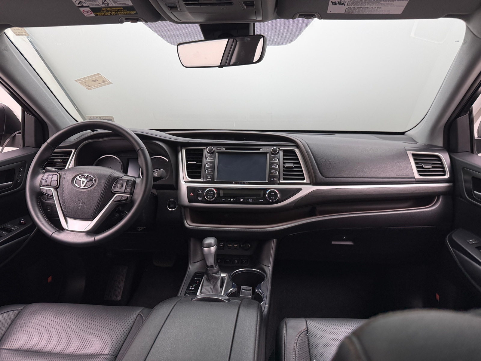 Thumbnail: 2019 Toyota Highlander - 3