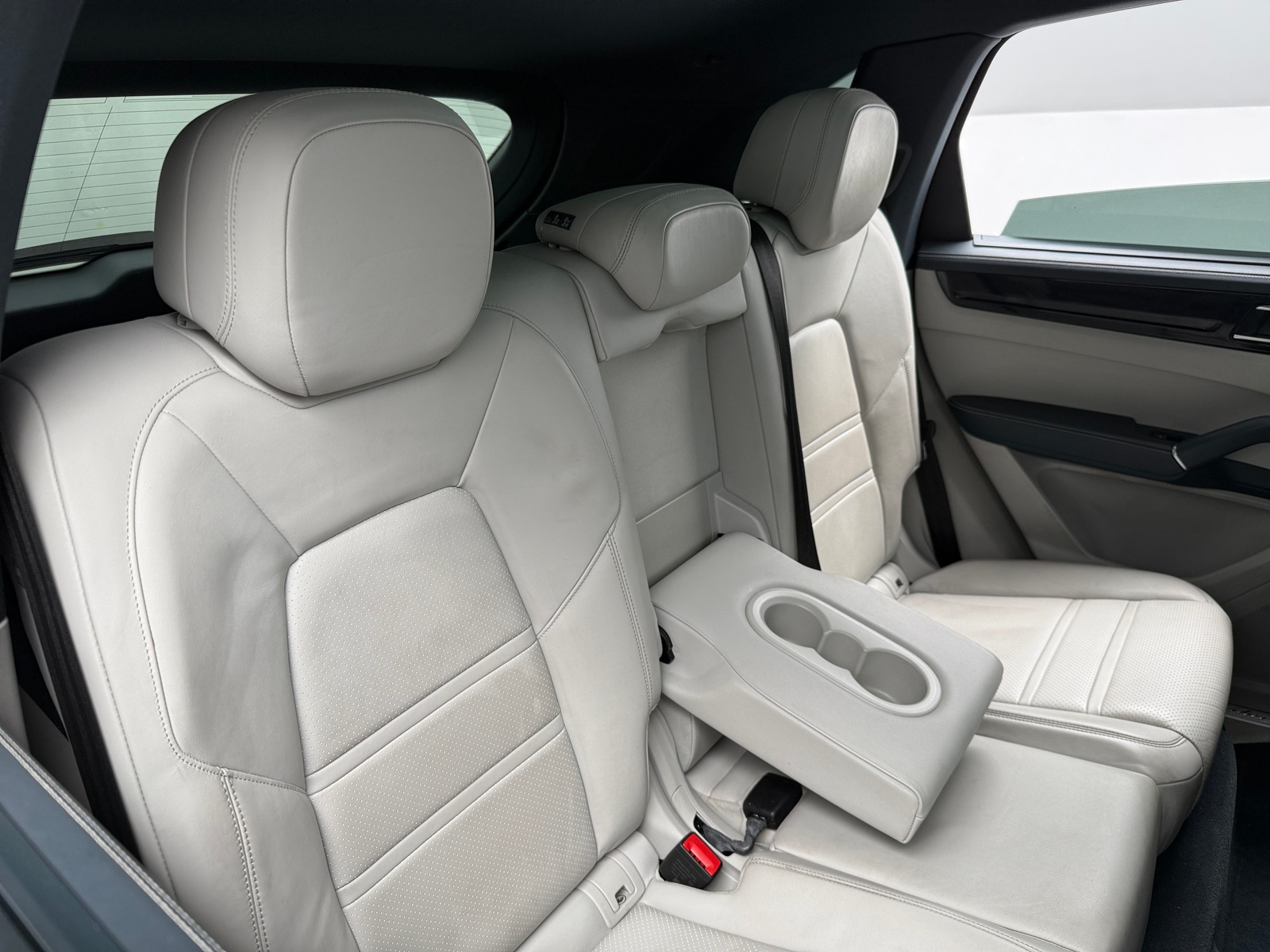 Thumbnail: 2019 Porsche Cayenne - 5