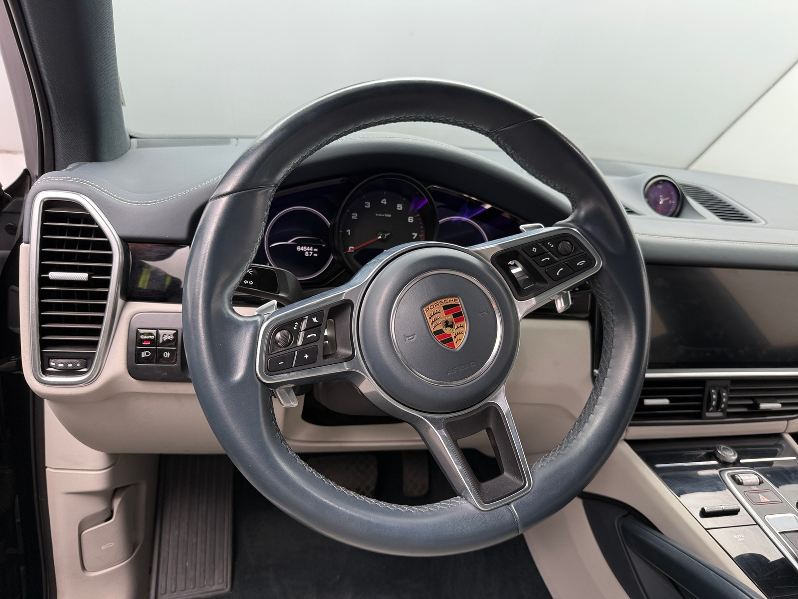 Thumbnail: 2019 Porsche Cayenne - 4