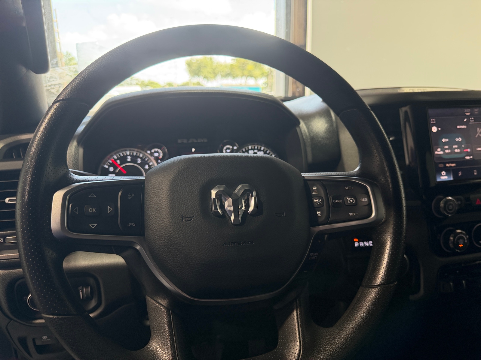 Thumbnail: 2025 RAM 1500 - 5