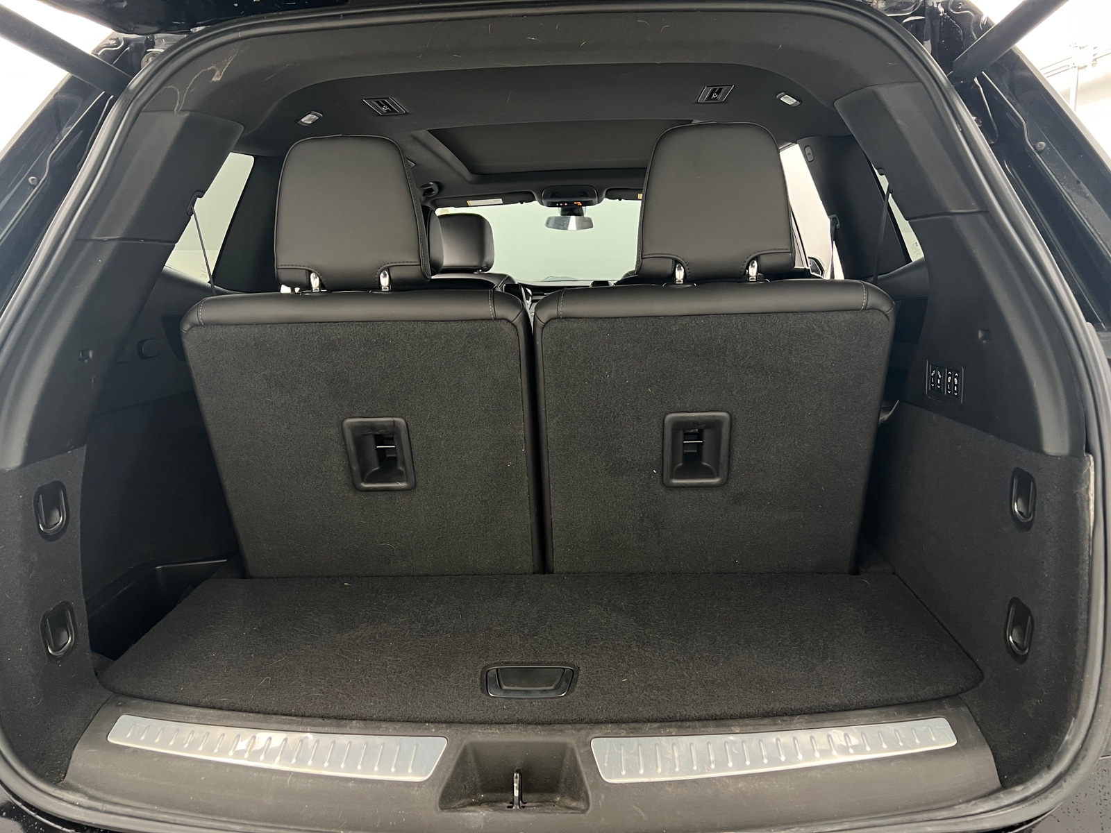 Thumbnail: 2020 Cadillac XT6 - 6
