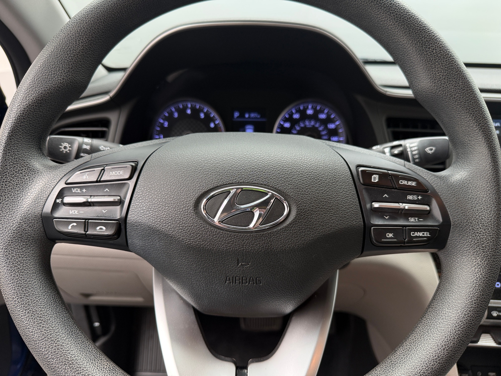 Thumbnail: 2020 Hyundai Elantra - 5