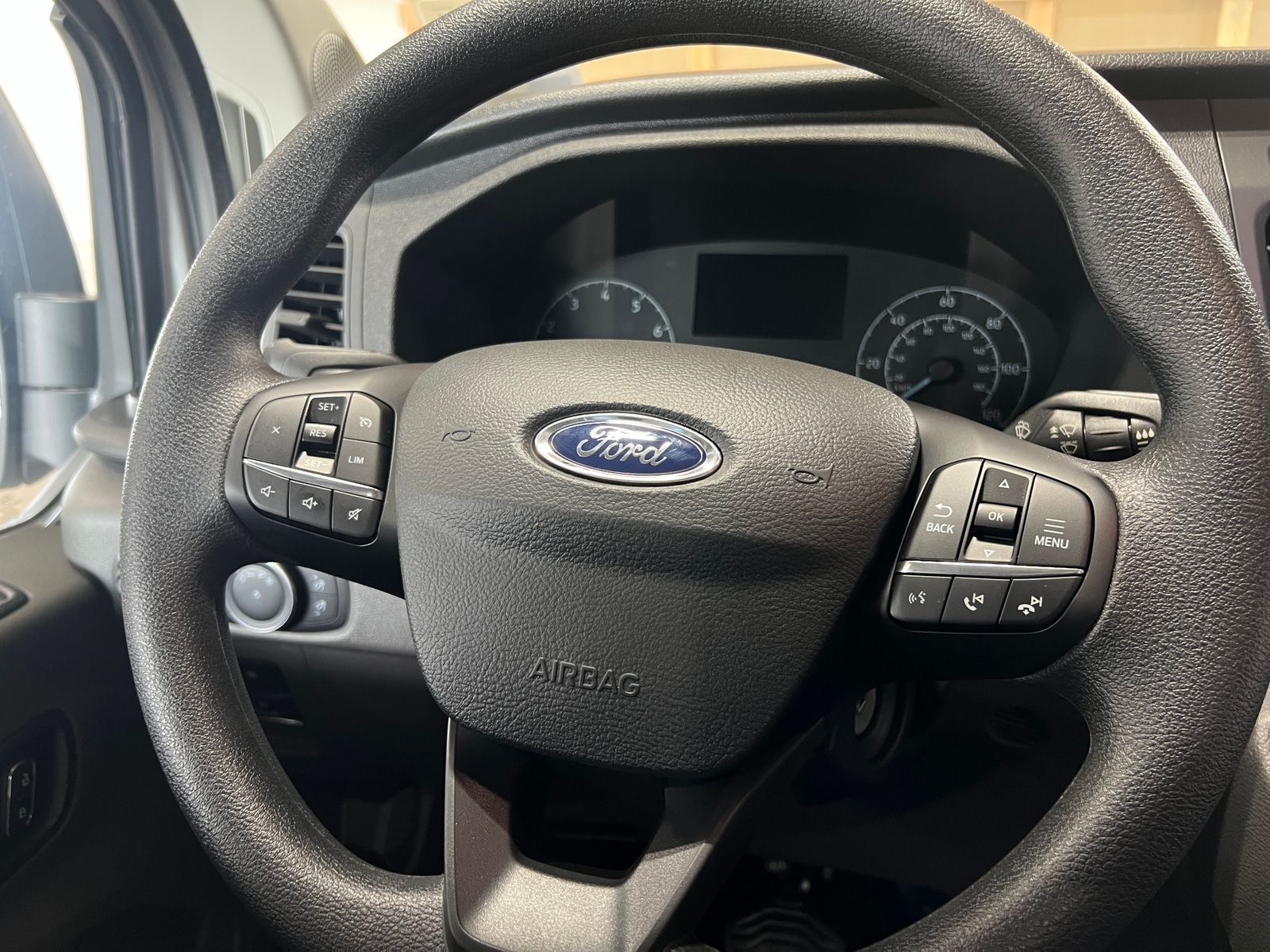 Thumbnail: 2025 Ford Transit Series - 5