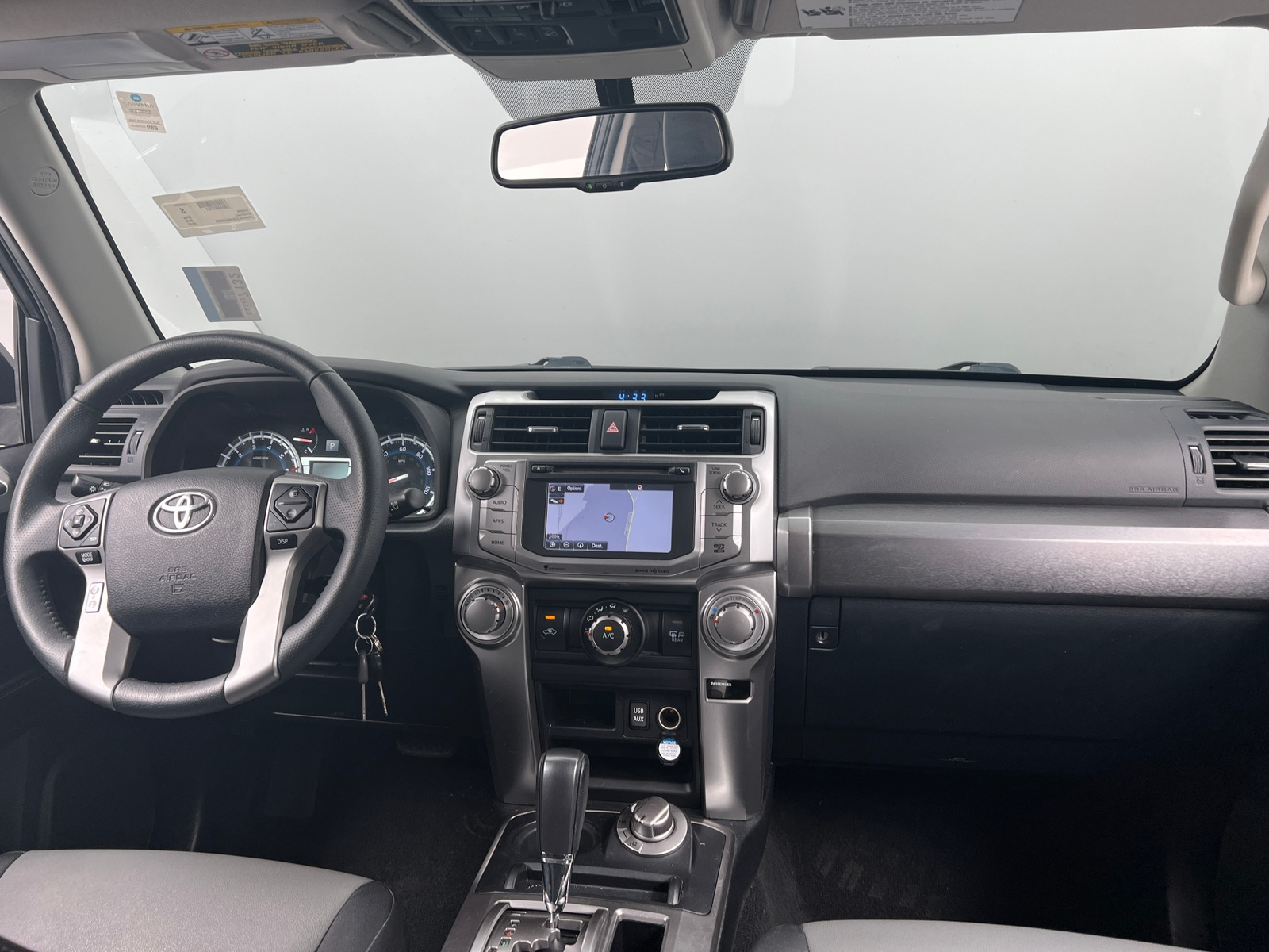 Thumbnail: 2017 Toyota 4Runner - 3