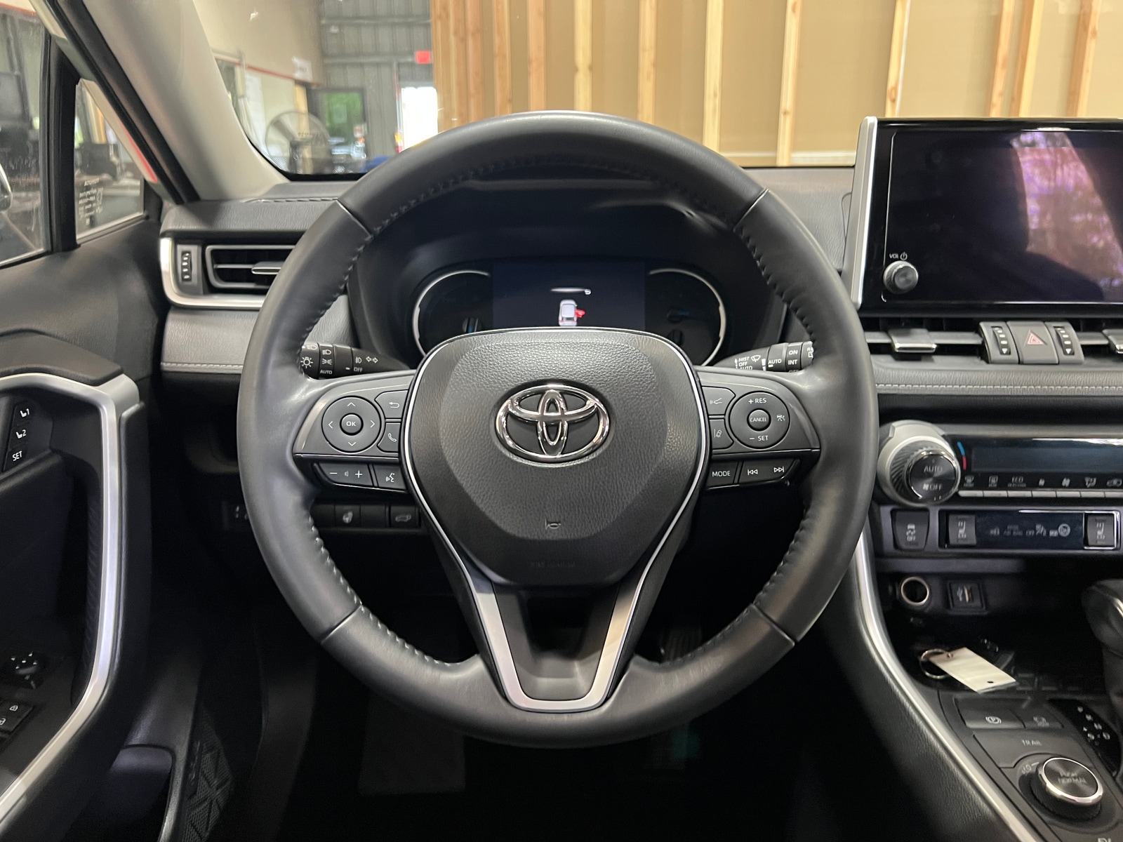 Thumbnail: 2023 Toyota RAV4 - 4