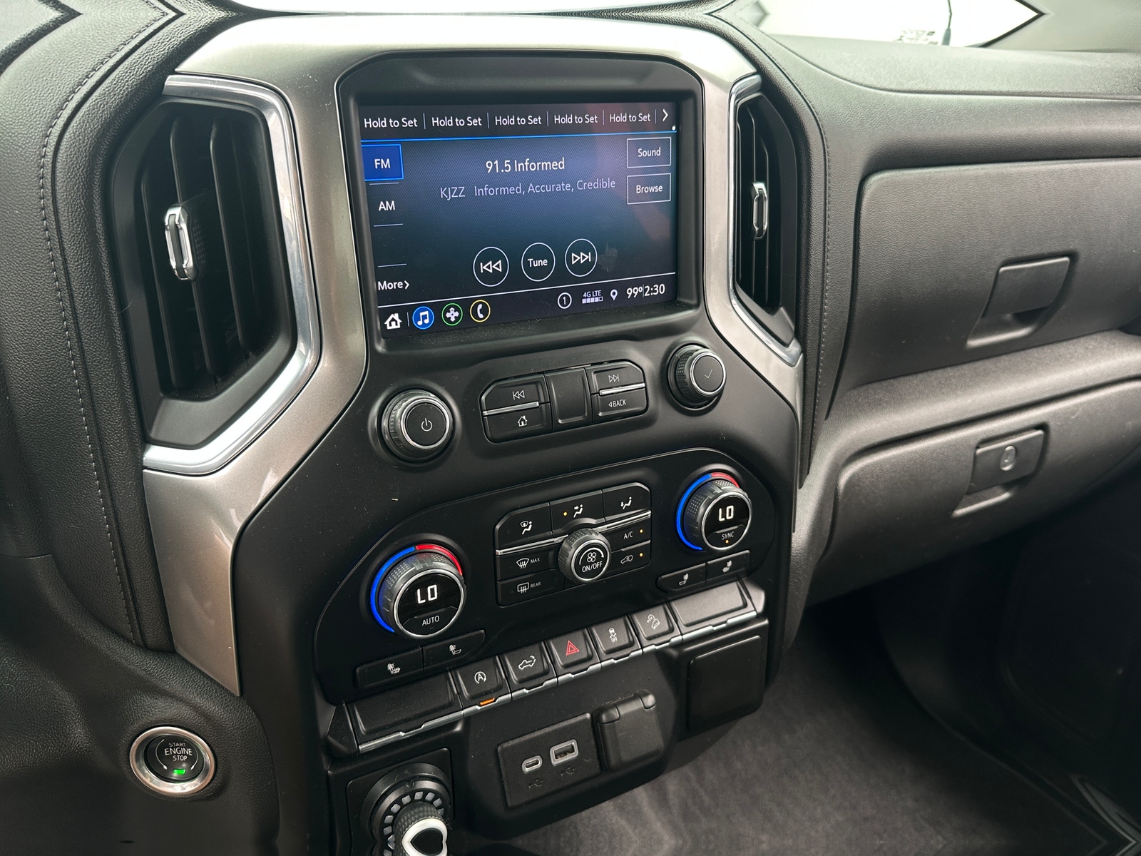 Thumbnail: 2020 Chevrolet Silverado 1500 - 4