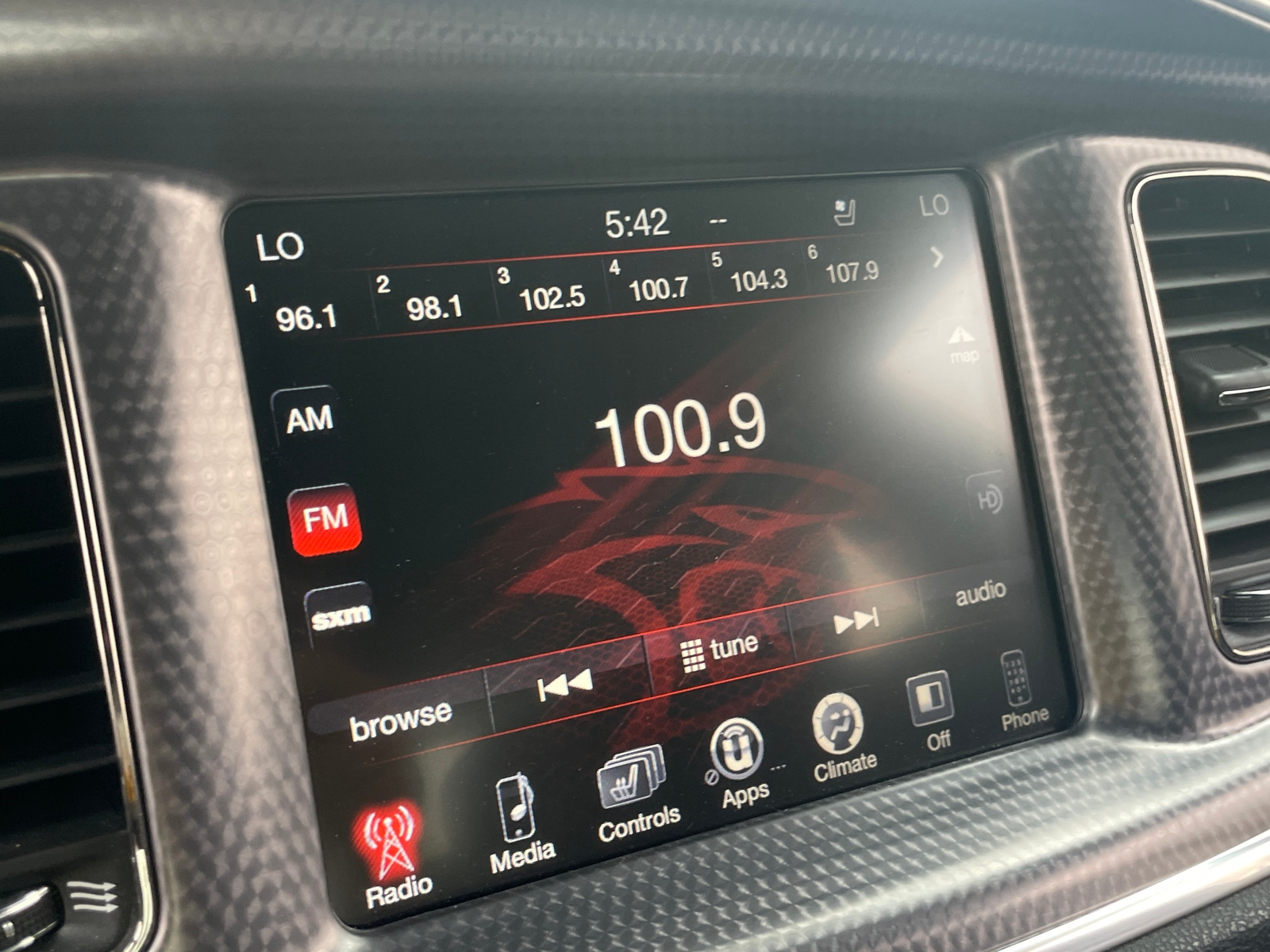 Thumbnail: 2016 Dodge Charger - 3